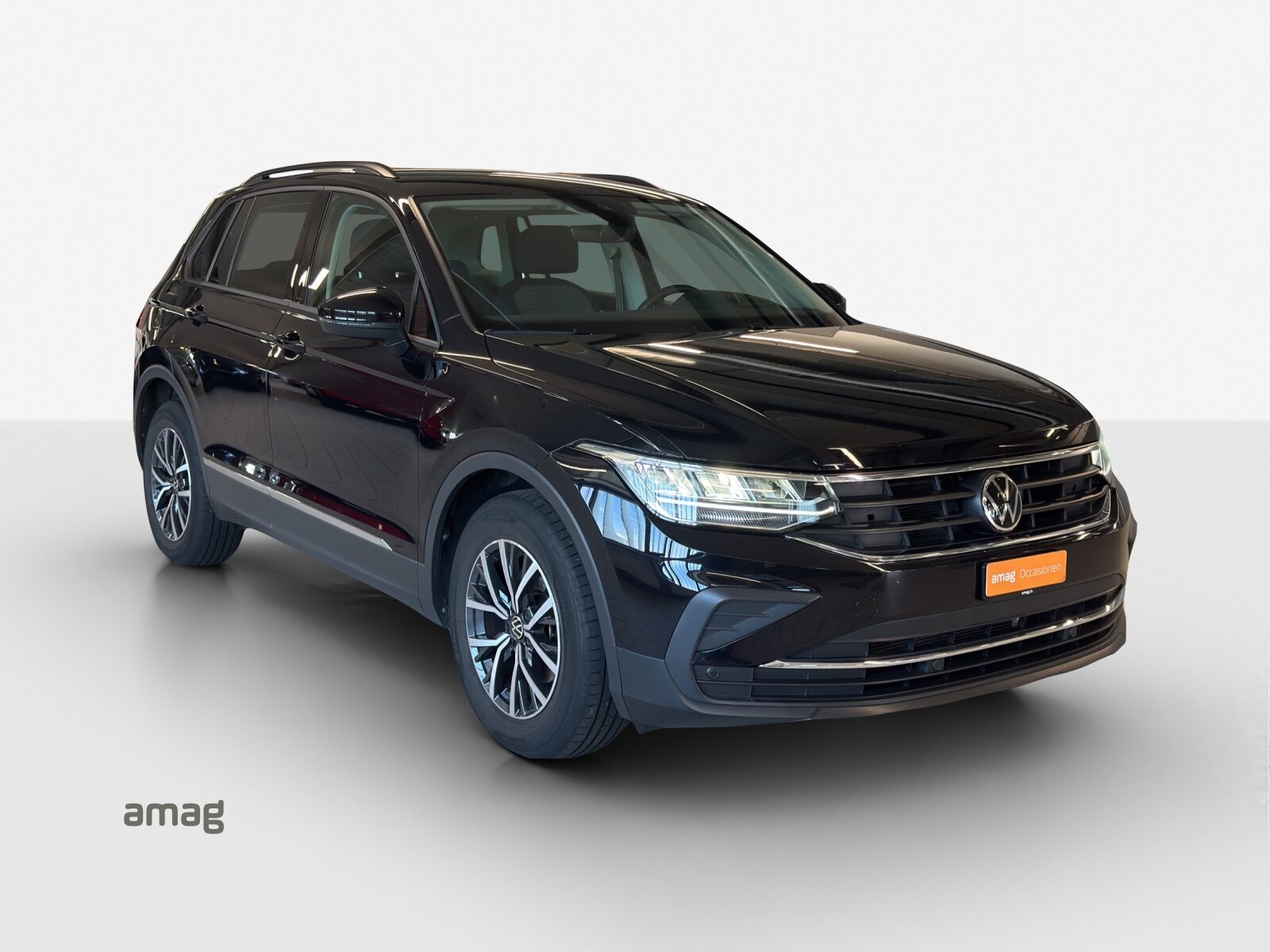 VW Tiguan Life, Benzin, Occasion / Gebraucht, Automatik - 6