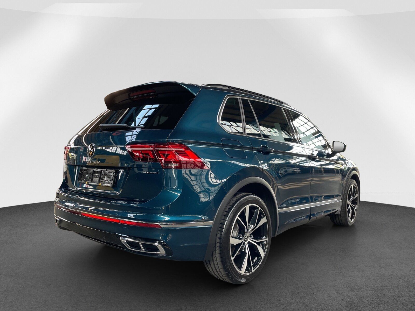 VW Tiguan 2.0 TSI R-Line DSG, Benzin, Occasion / Gebraucht, Automatik - 6