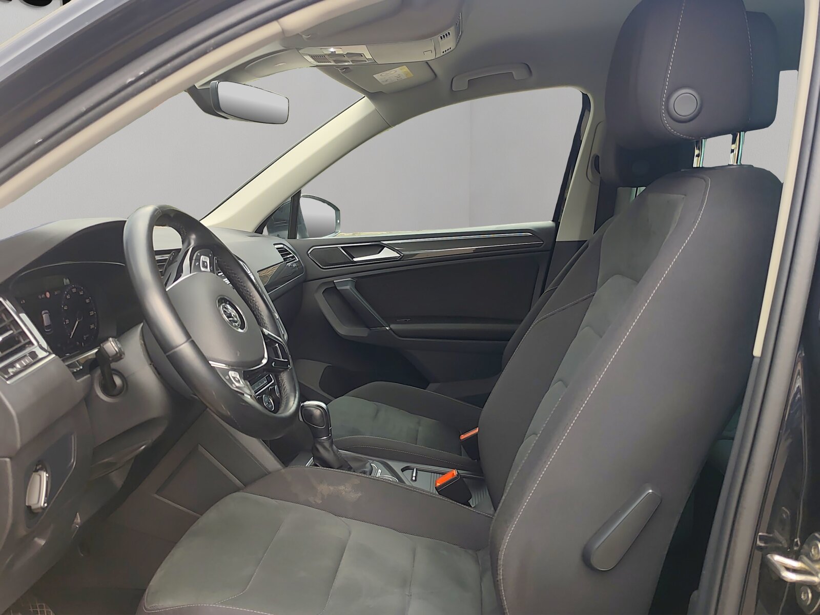 VW Tiguan Geländewagen Diesel 2.0 TDI SCR Highline DSG, Diesel, Occasion / Gebraucht, Automatik - 6