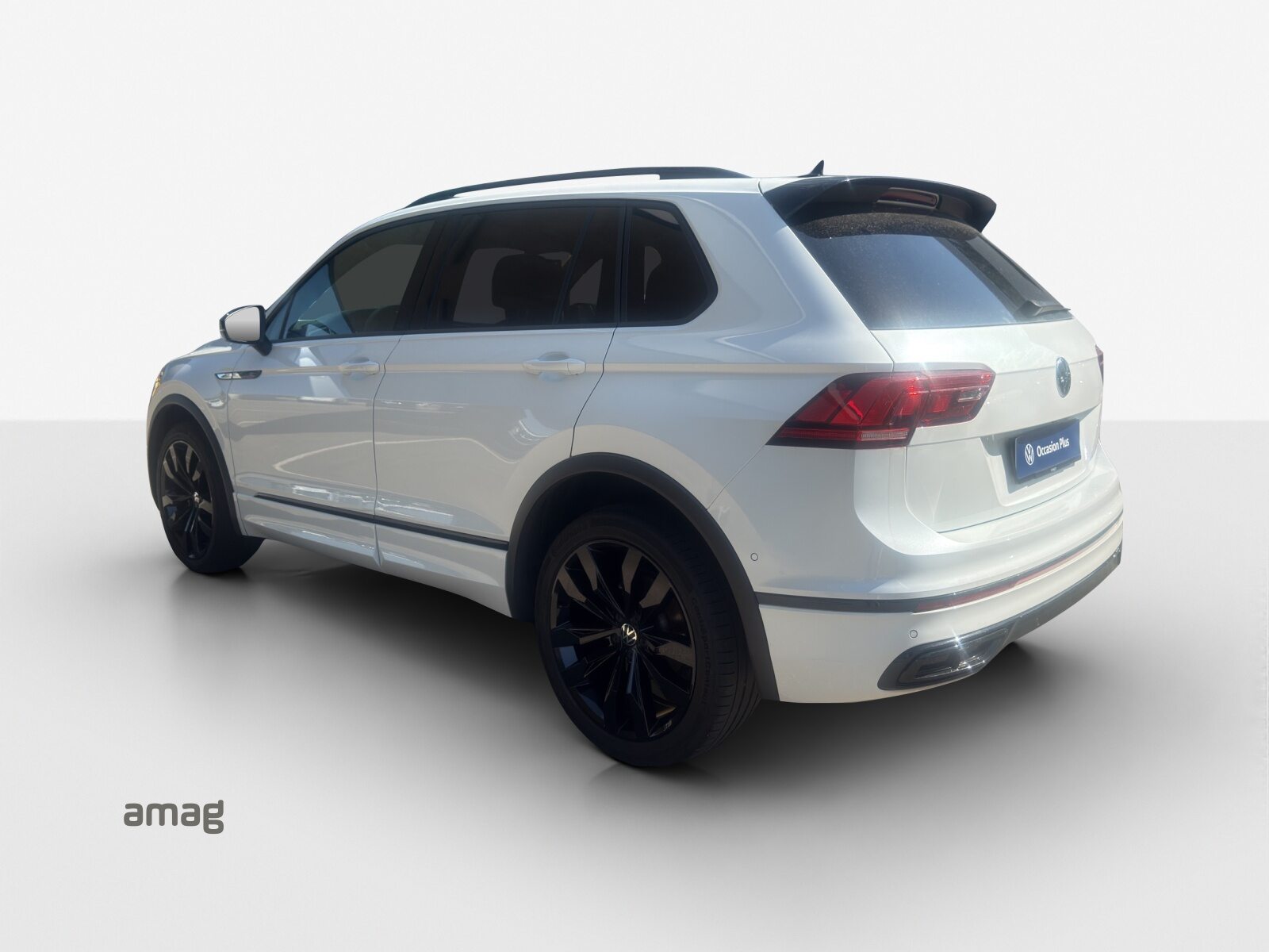 VW Tiguan R-Line, Petrol, Second hand / Used, Automatic - 3