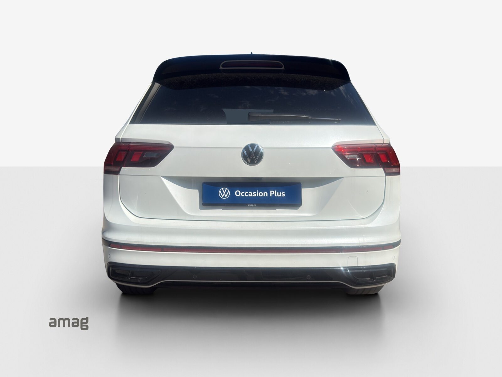 VW Tiguan R-Line, Petrol, Second hand / Used, Automatic - 4