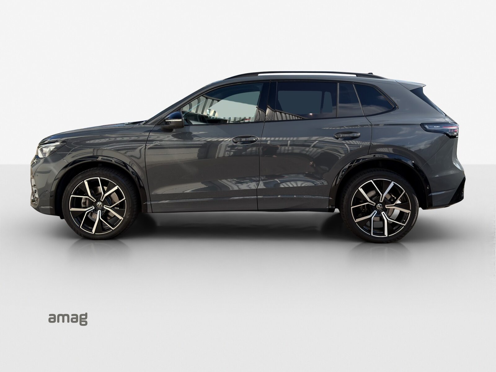 VW Tiguan R-Line, Essence, Occasion / Utilisé, Automatique - 2