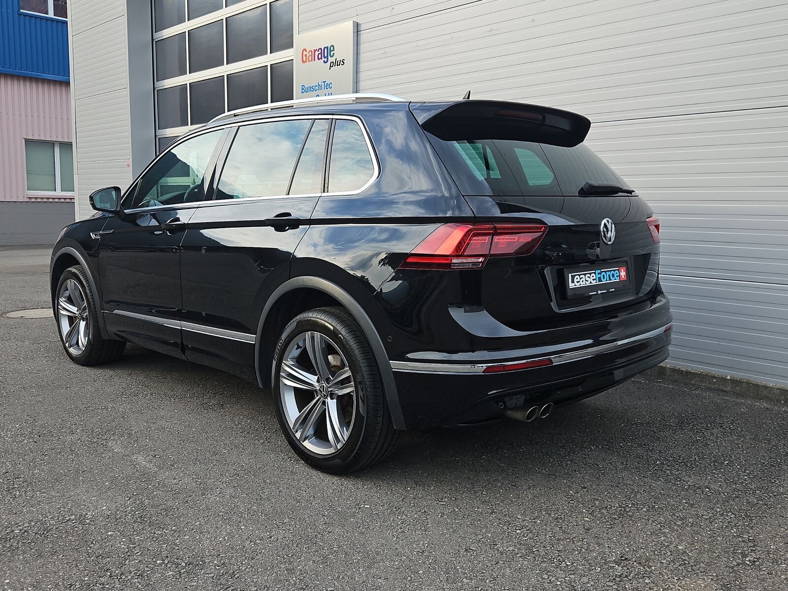 VW Tiguan 2.0 TDI SCR Highline DSG, Diesel, Second hand / Used, Automatic - 3