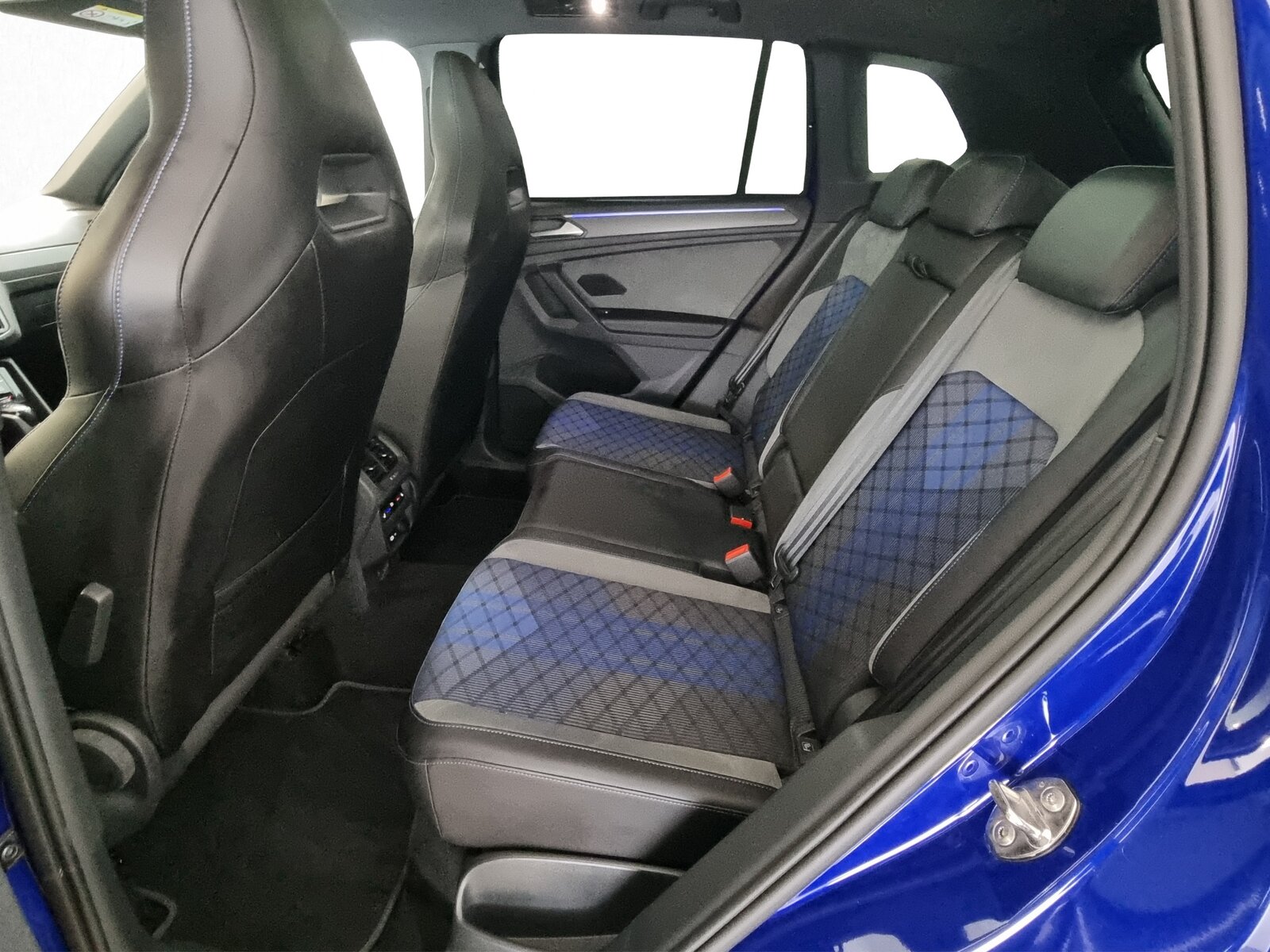 VW Tiguan 2.0 TSI R DSG, Essence, Occasion / Utilisé, Automatique - 7