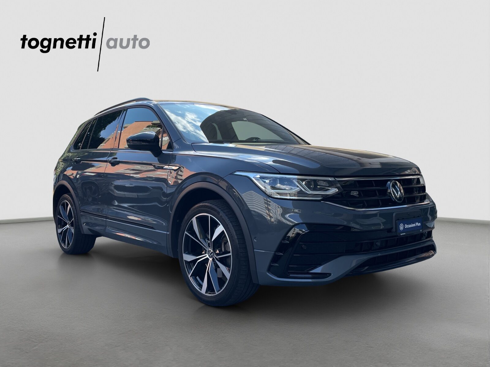 VW Tiguan R-Line, Essence, Occasion / Utilisé, Automatique - 2