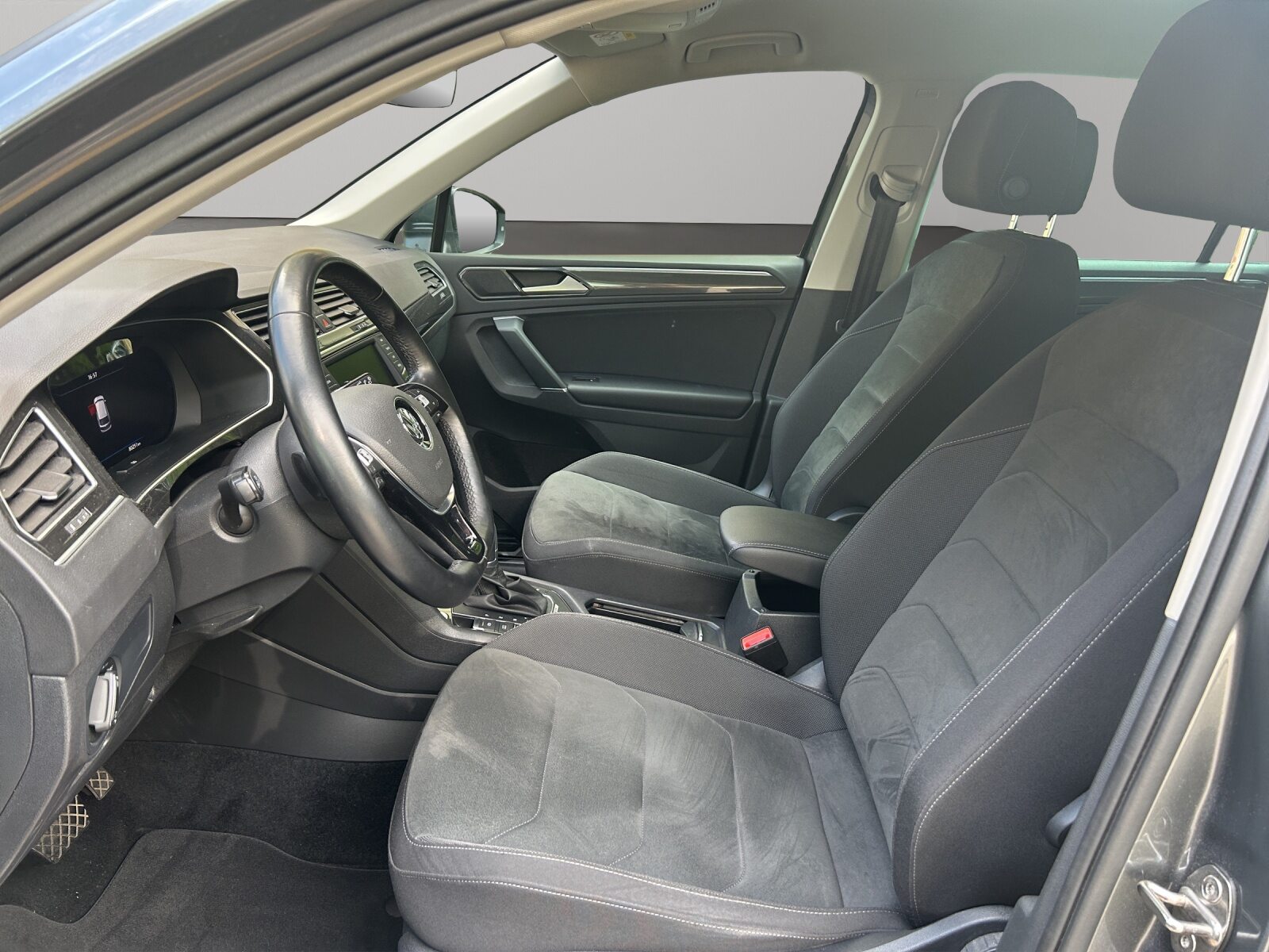 VW NEW Tiguan Highline, Diesel, Occasioni / Usate, Automatico - 6