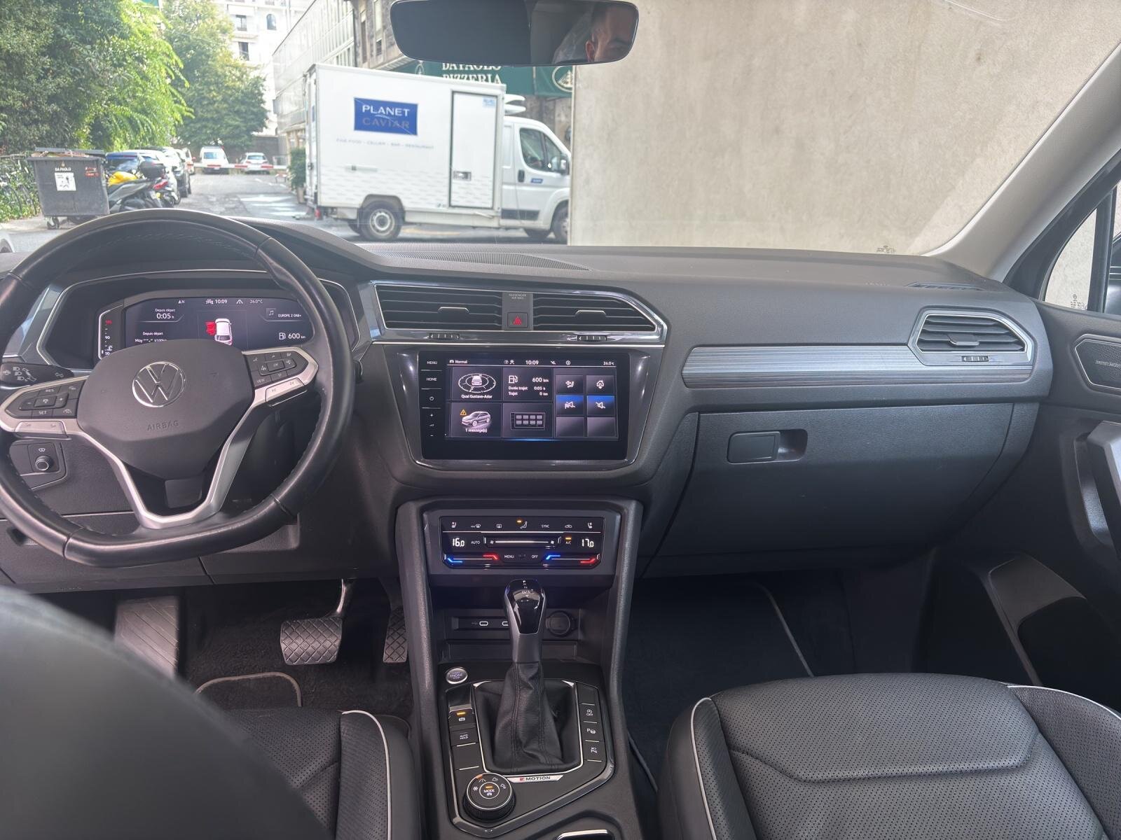 VW Tiguan Allspace 2.0TSI Elegance 4Motion DSG, Benzin, Occasion / Gebraucht, Automatik - 6