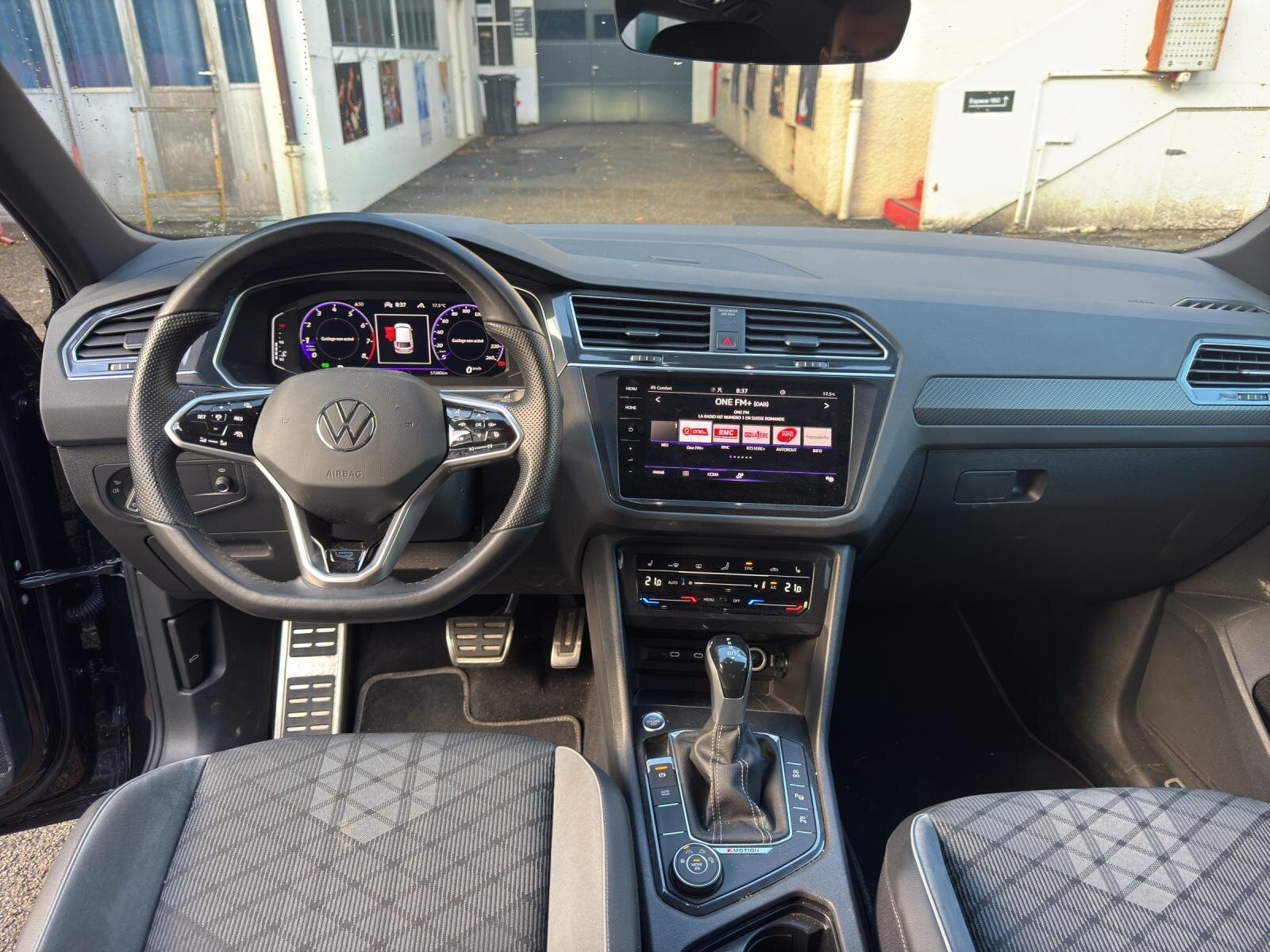 VW Tiguan 2.0TSI R-Line 4Motion DSG, Benzin, Occasion / Gebraucht, Automatik - 6