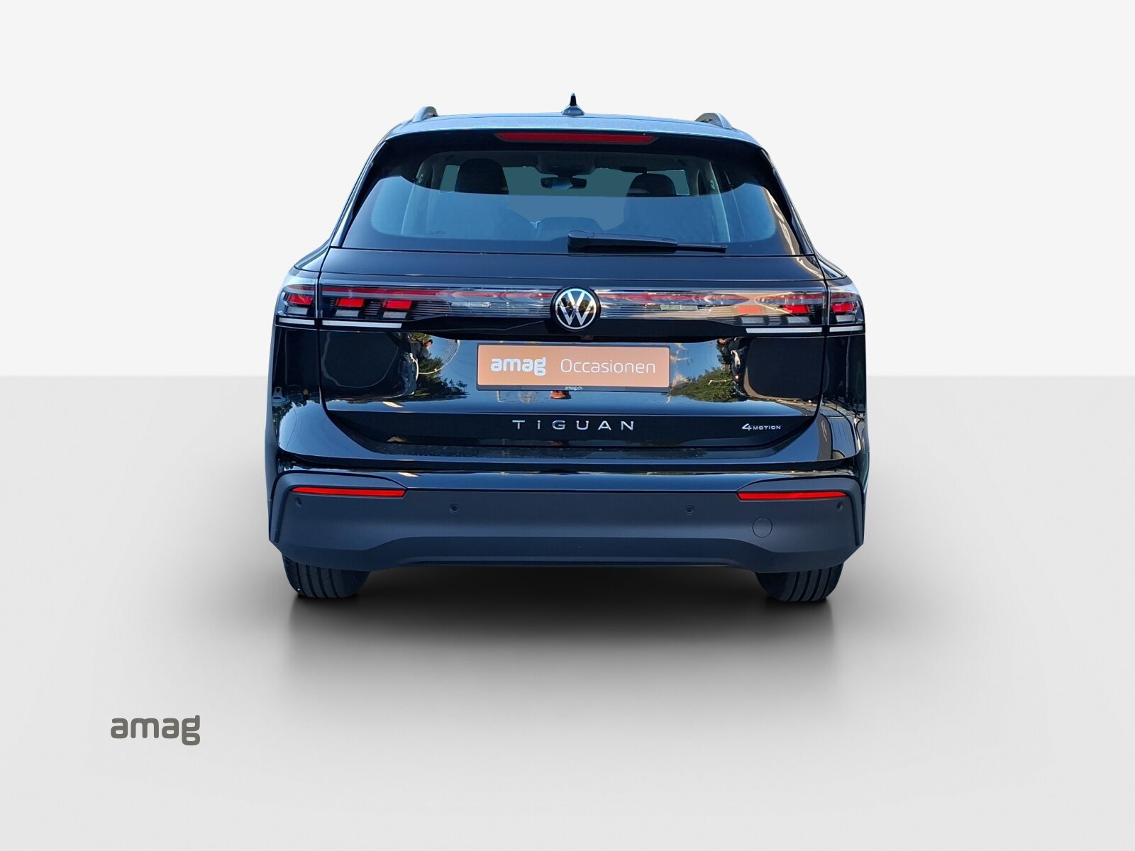 VW Tiguan Life, Essence, Occasion / Utilisé, Automatique - 4