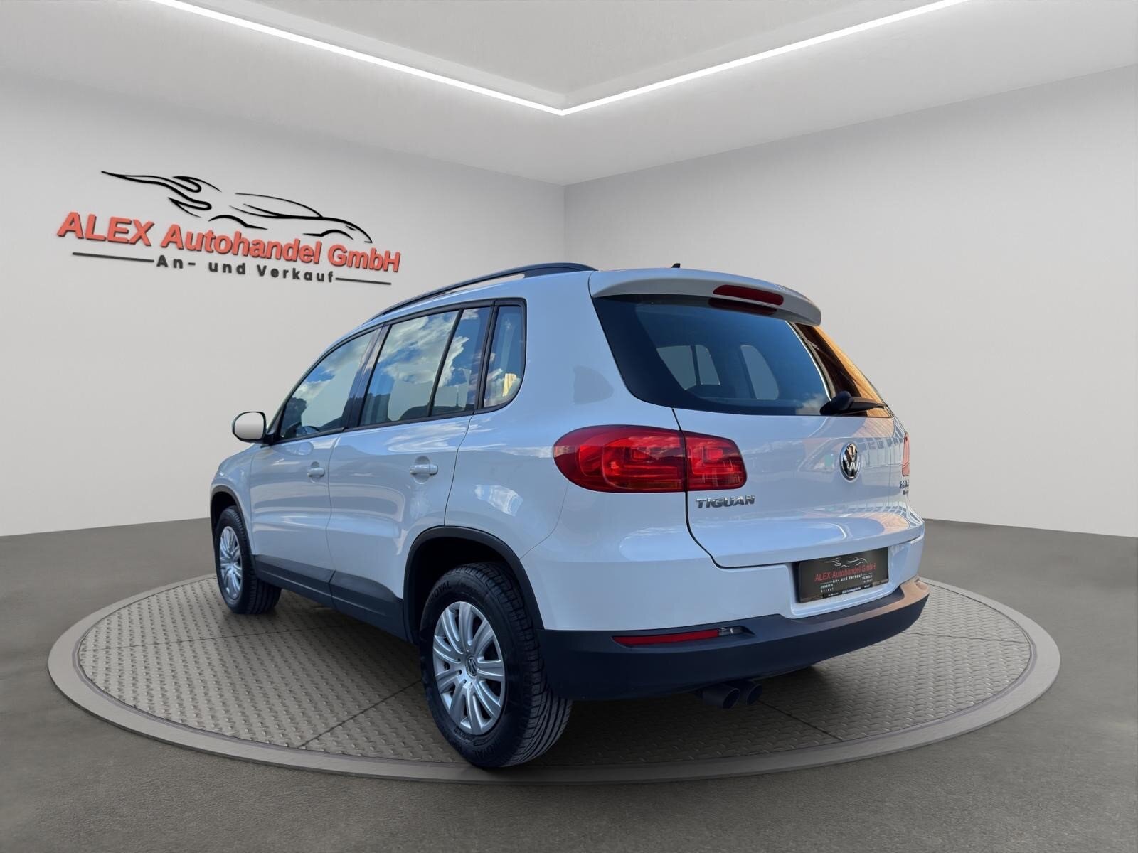 VW Tiguan 2.0 TDI BMT Design 4Motion, Diesel, Occasioni / Usate, Manuale - 4