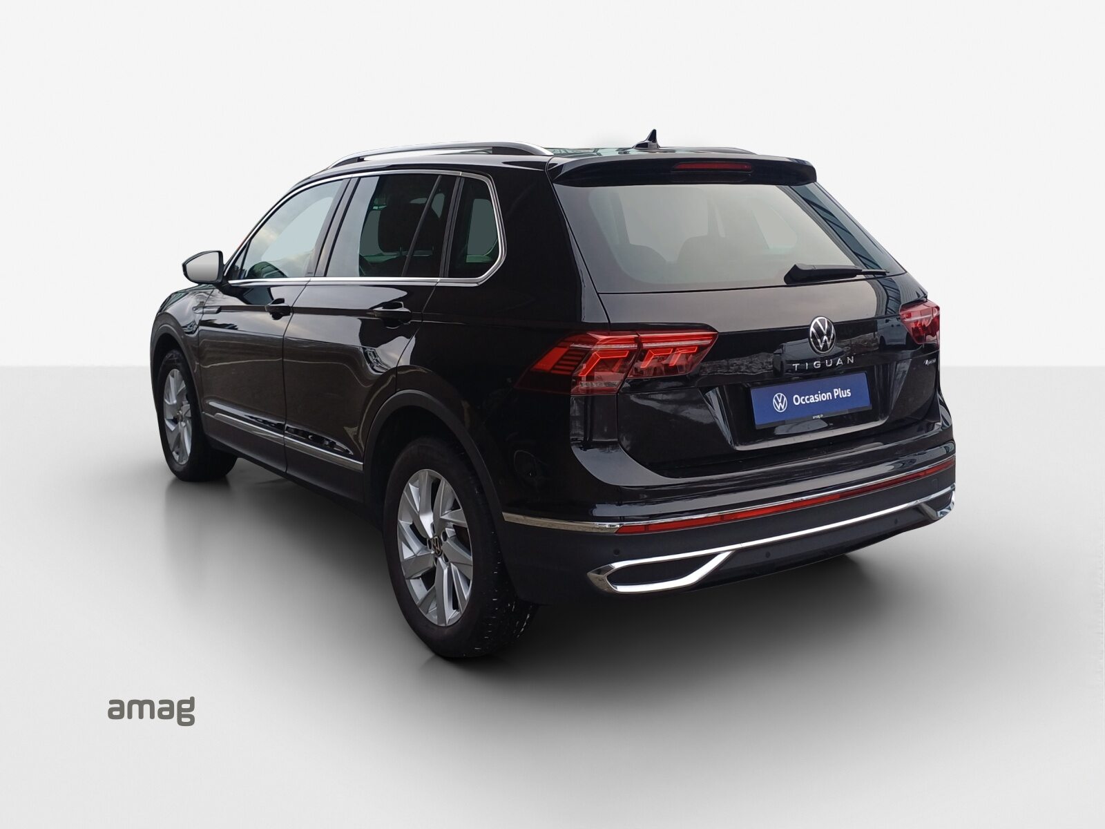 VW Tiguan Elegance, Diesel, Second hand / Used, Automatic - 3