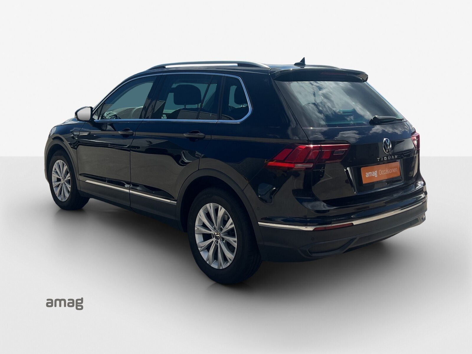 VW Tiguan Life, Benzin, Occasion / Gebraucht, Automatik - 3