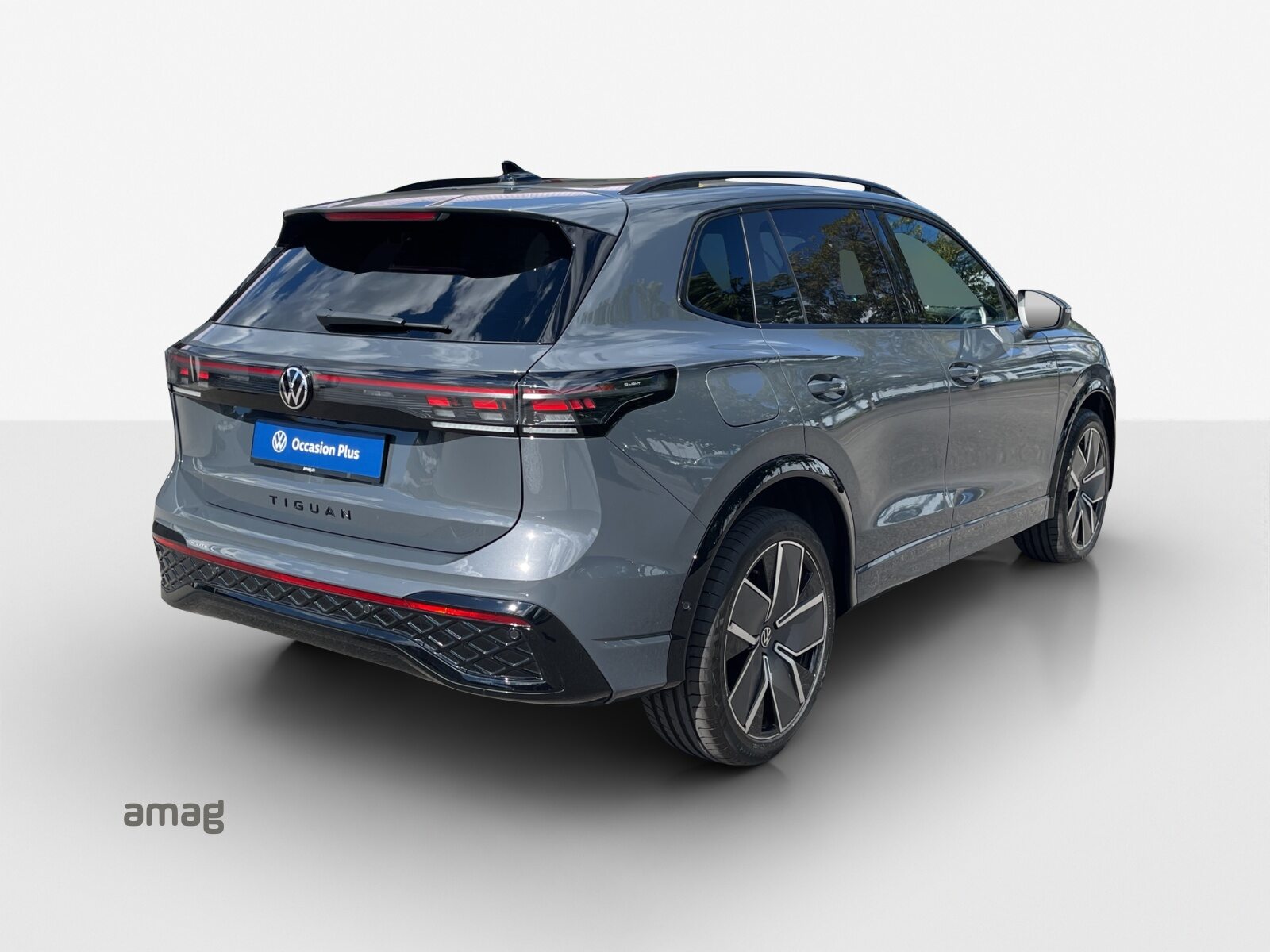 VW Tiguan R-Line, Benzin, Occasion / Gebraucht, Automatik - 5