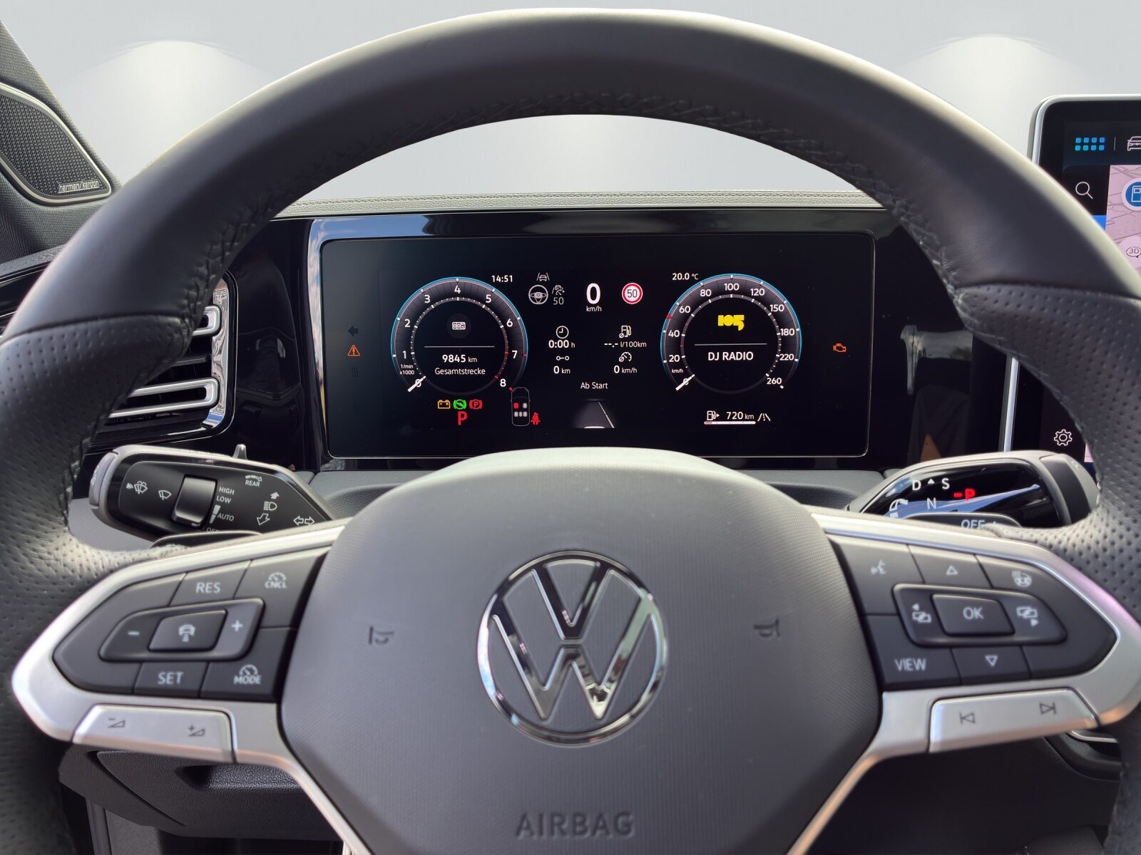 VW Tiguan R-Line, Benzin, Occasion / Gebraucht, Automatik - 6