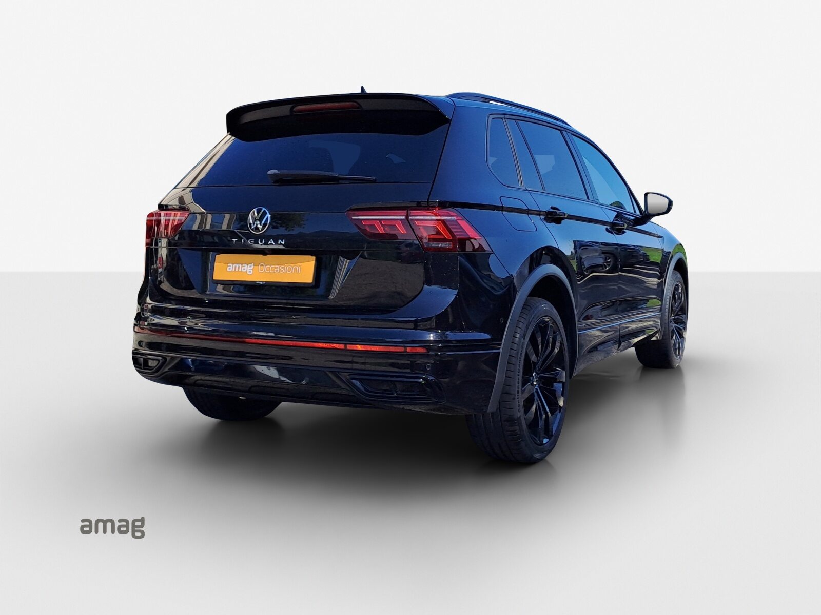 VW Tiguan R-Line SELECTION PHEV, Voll-Hybrid Benzin/Elektro, Occasion / Gebraucht, Automatik - 5