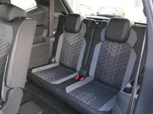 VW Tiguan Allspace 2.0TSI R-Line 4Motion DSG, Petrol, Second hand / Used, Automatic - 6