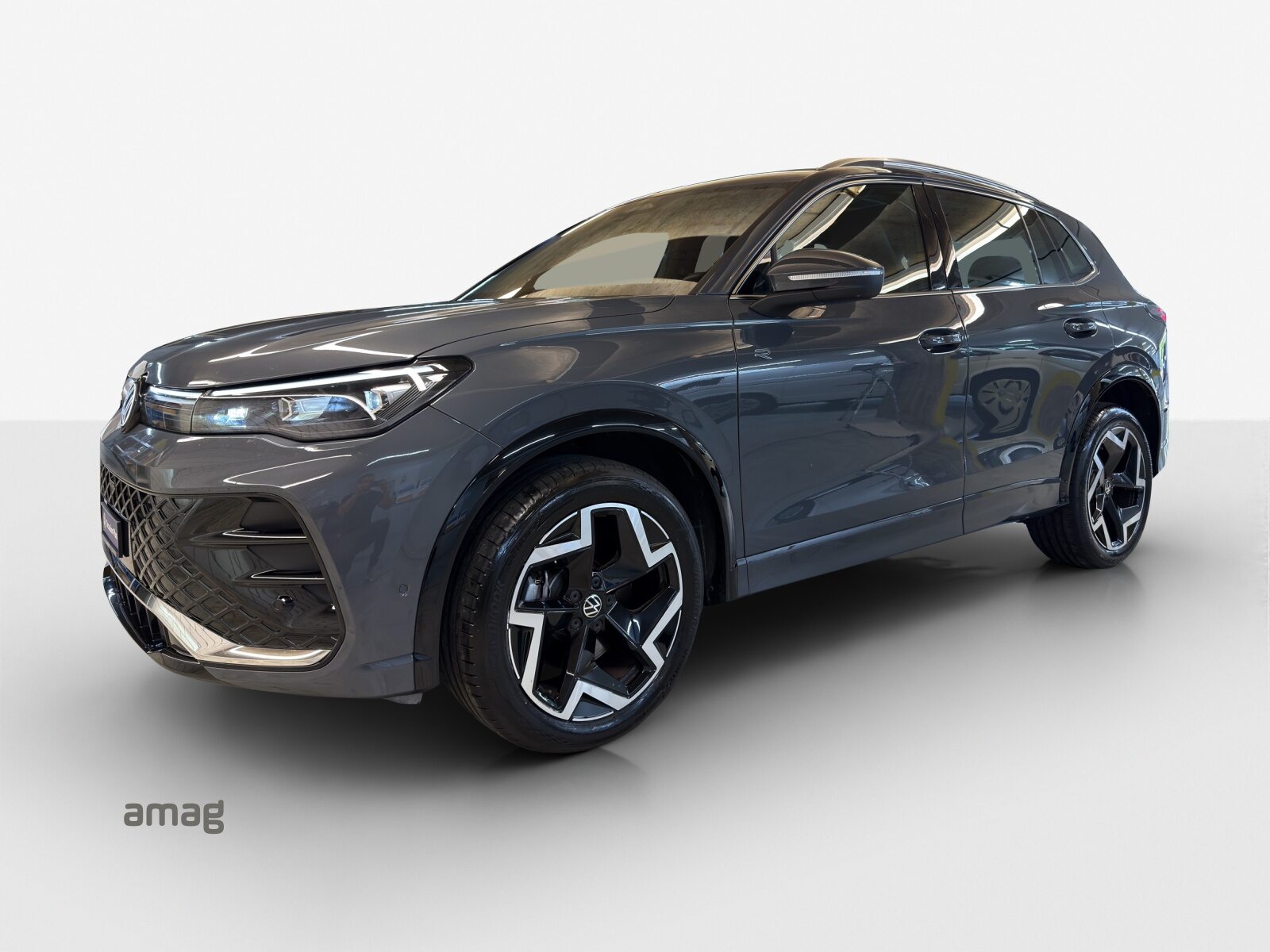 VW Tiguan R-Line