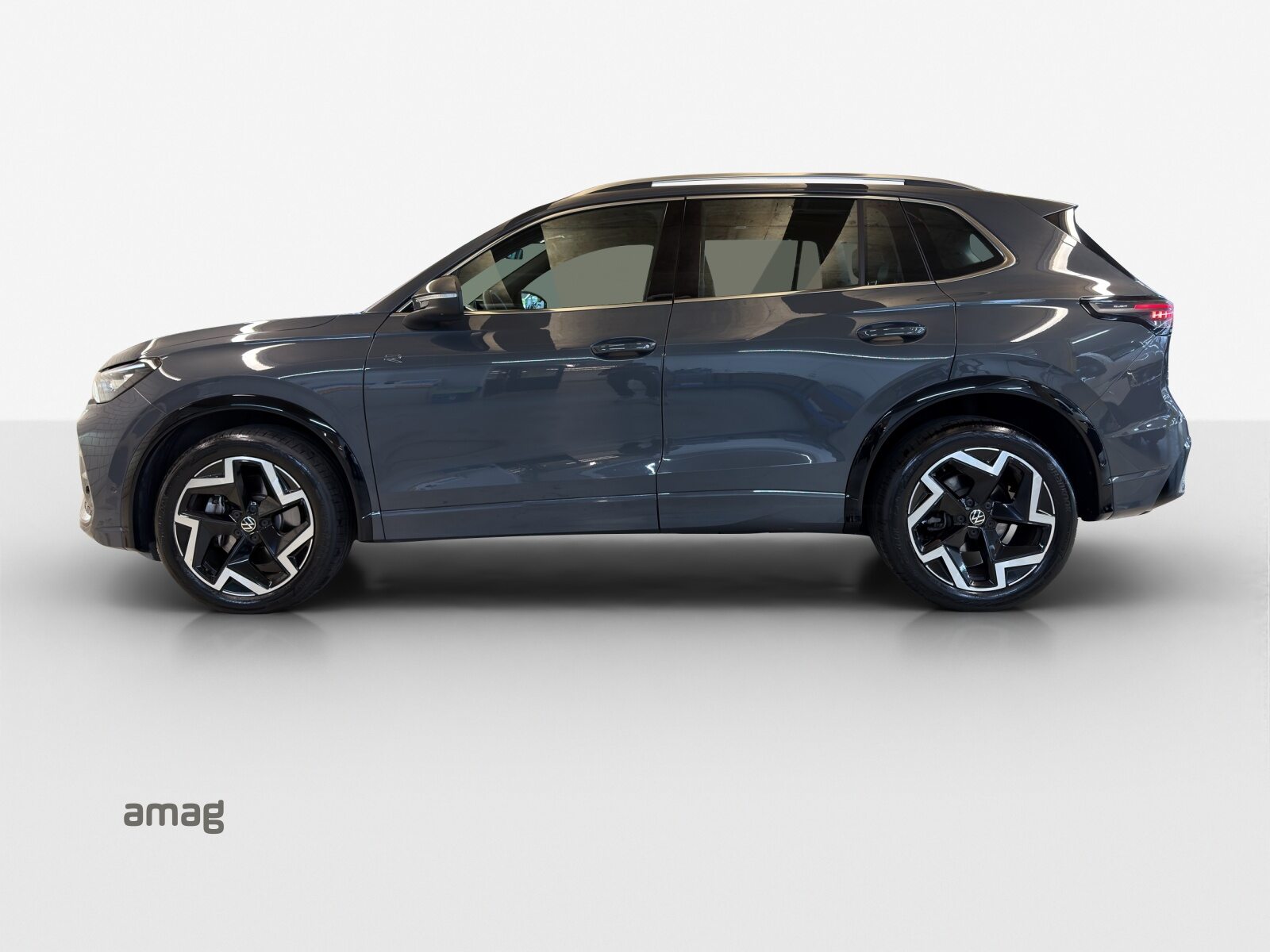 VW Tiguan R-Line, Essence, Occasion / Utilisé, Automatique - 2