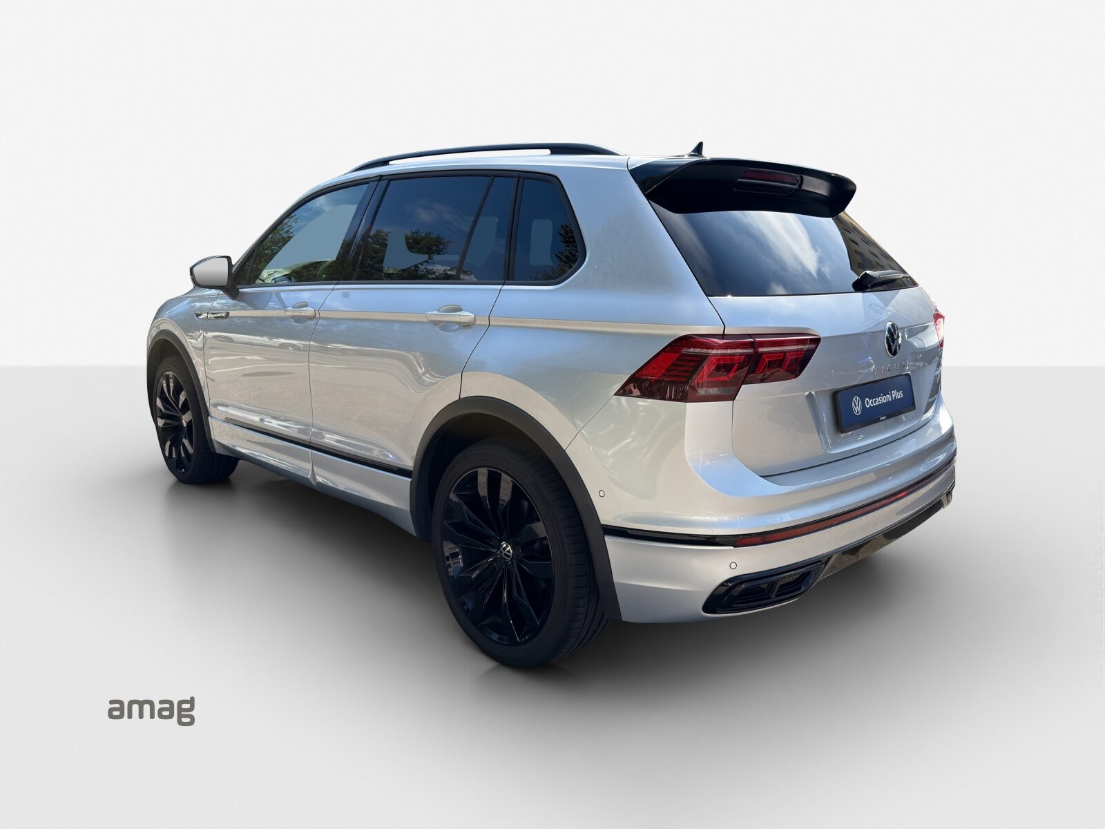 VW Tiguan R-Line SELECTION, Diesel, Second hand / Used, Automatic - 3