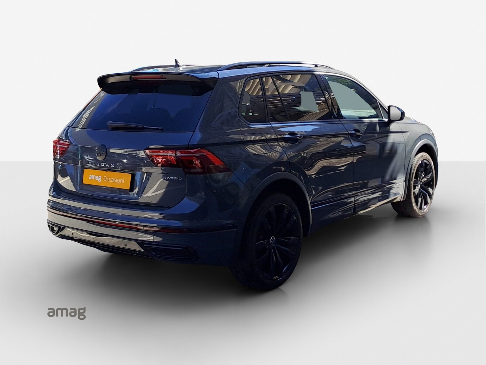 VW Tiguan R-Line SELECTION PHEV, Hybride Intégral Essence/Électricité, Occasion / Utilisé, Automatique - 6
