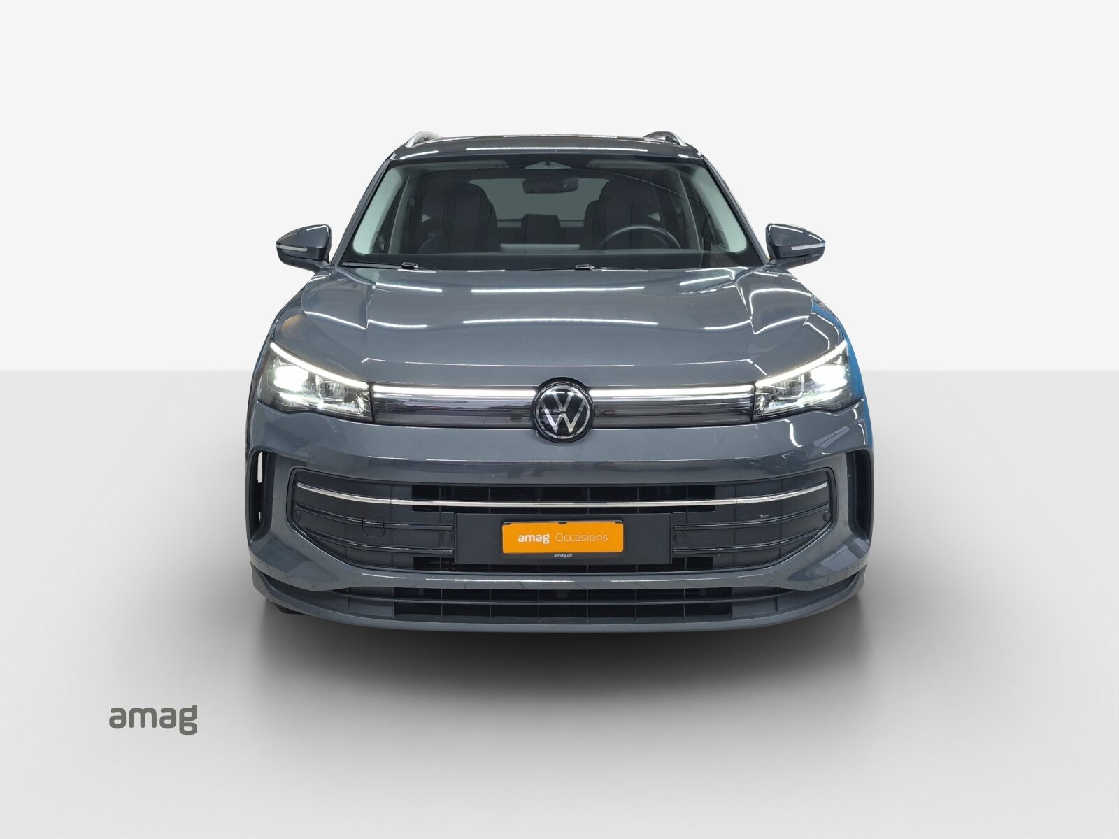 VW Tiguan UNITED, Essence, Occasion / Utilisé, Automatique - 7