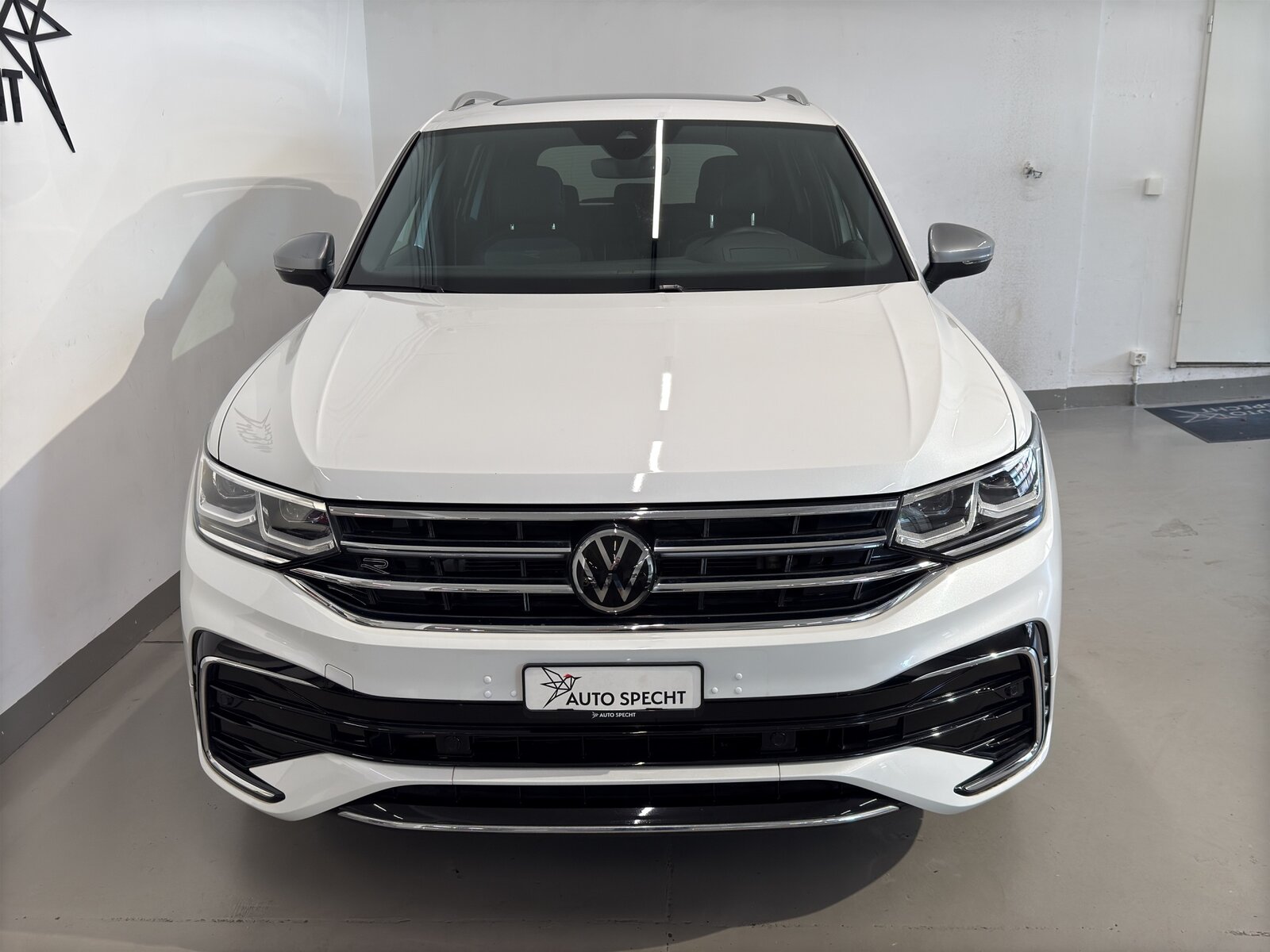 VW Tiguan Allspace 2.0TSI R-Line 4Motion DSG, Benzin, Occasion / Gebraucht, Automatik - 3