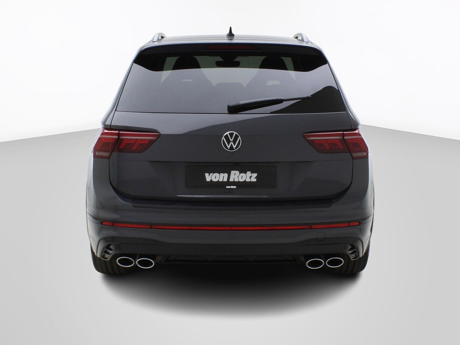 VW Tiguan 2.0 TSI DSG R Black Style 4Motion, Petrol, Second hand / Used, Automatic - 4