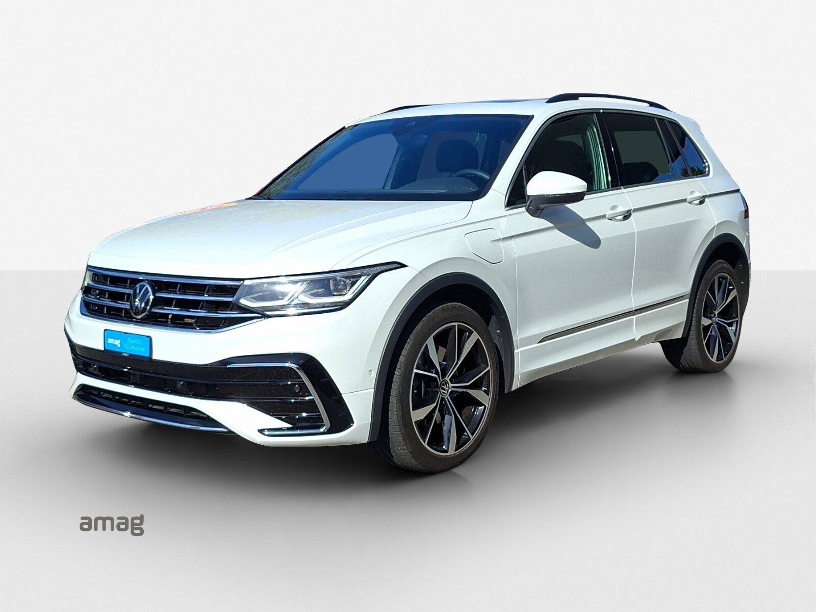 VW Tiguan R-Line