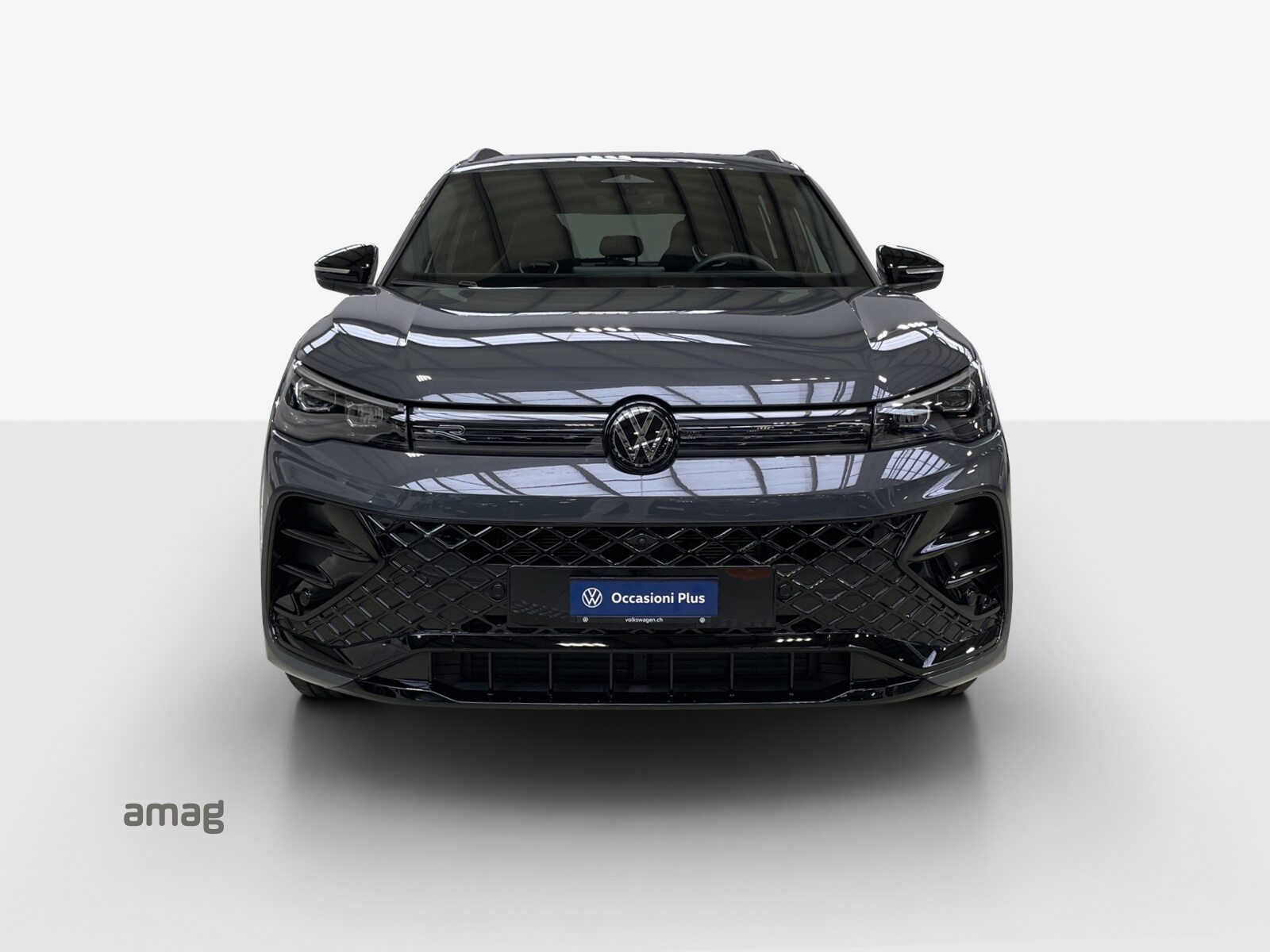 VW Tiguan R-Line, Benzin, Occasion / Gebraucht, Automatik - 7