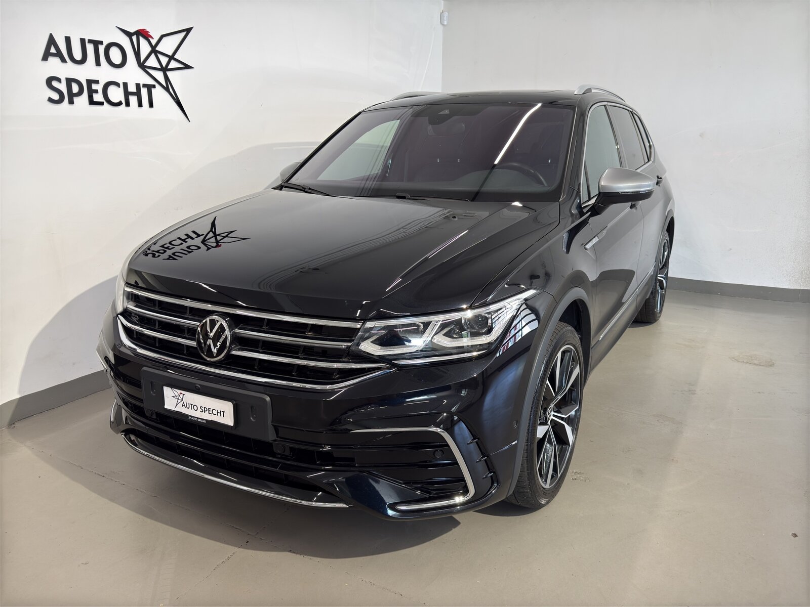 VW Tiguan Allspace 2.0TSI R-Line 4Motion DSG