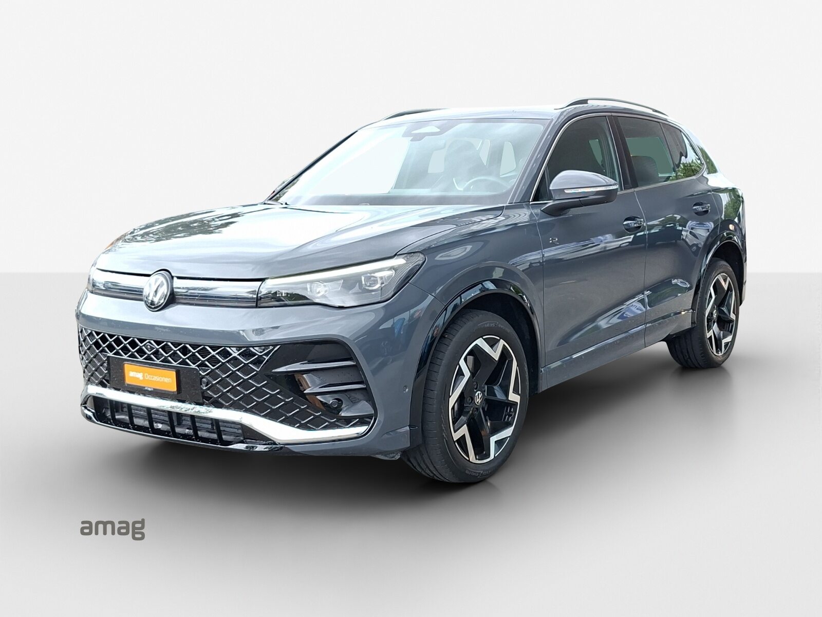 VW Tiguan R-Line