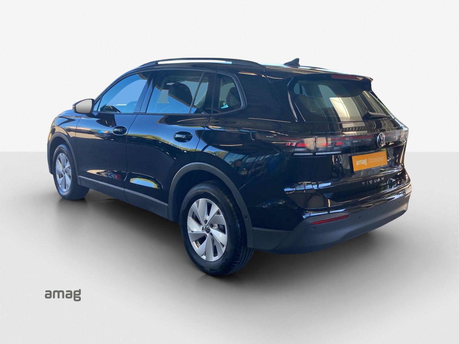 VW Tiguan Life, Essence, Occasion / Utilisé, Automatique - 3