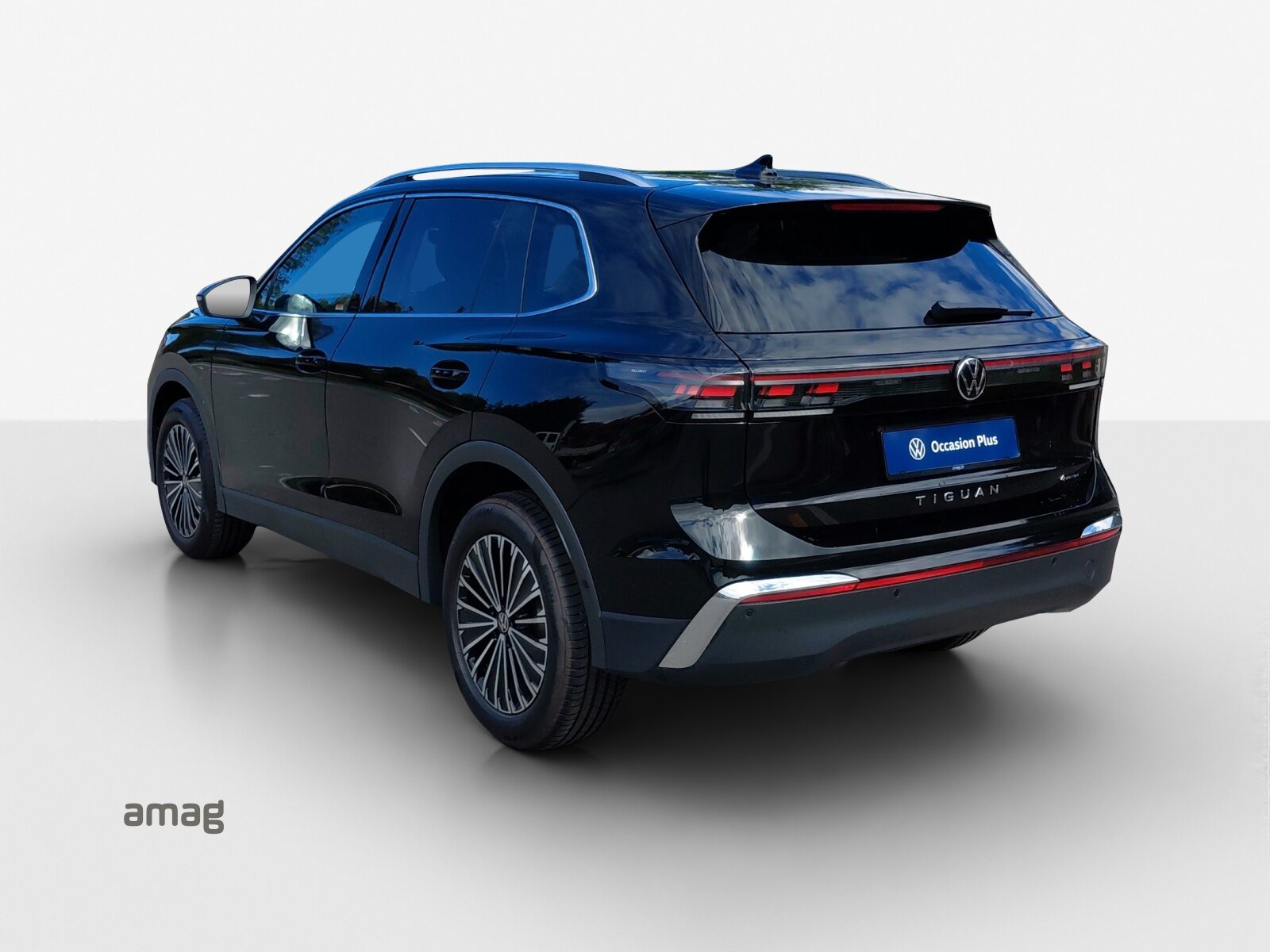 VW Tiguan Elegance, Essence, Occasion / Utilisé, Automatique - 3