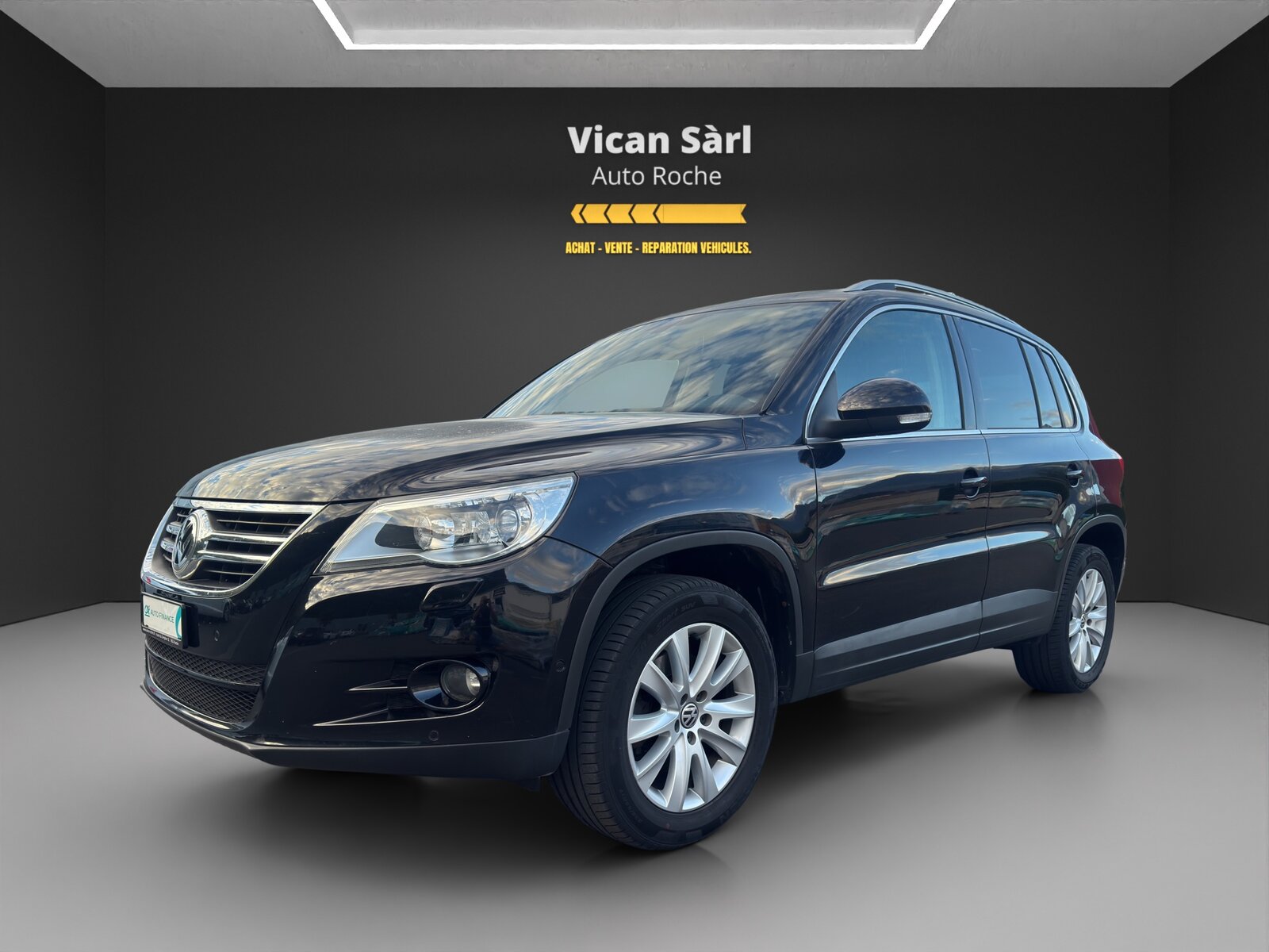 VW Tiguan 2.0 TSI SportStyle Tiptronic, Essence, Occasion / Utilisé, Automatique - 2