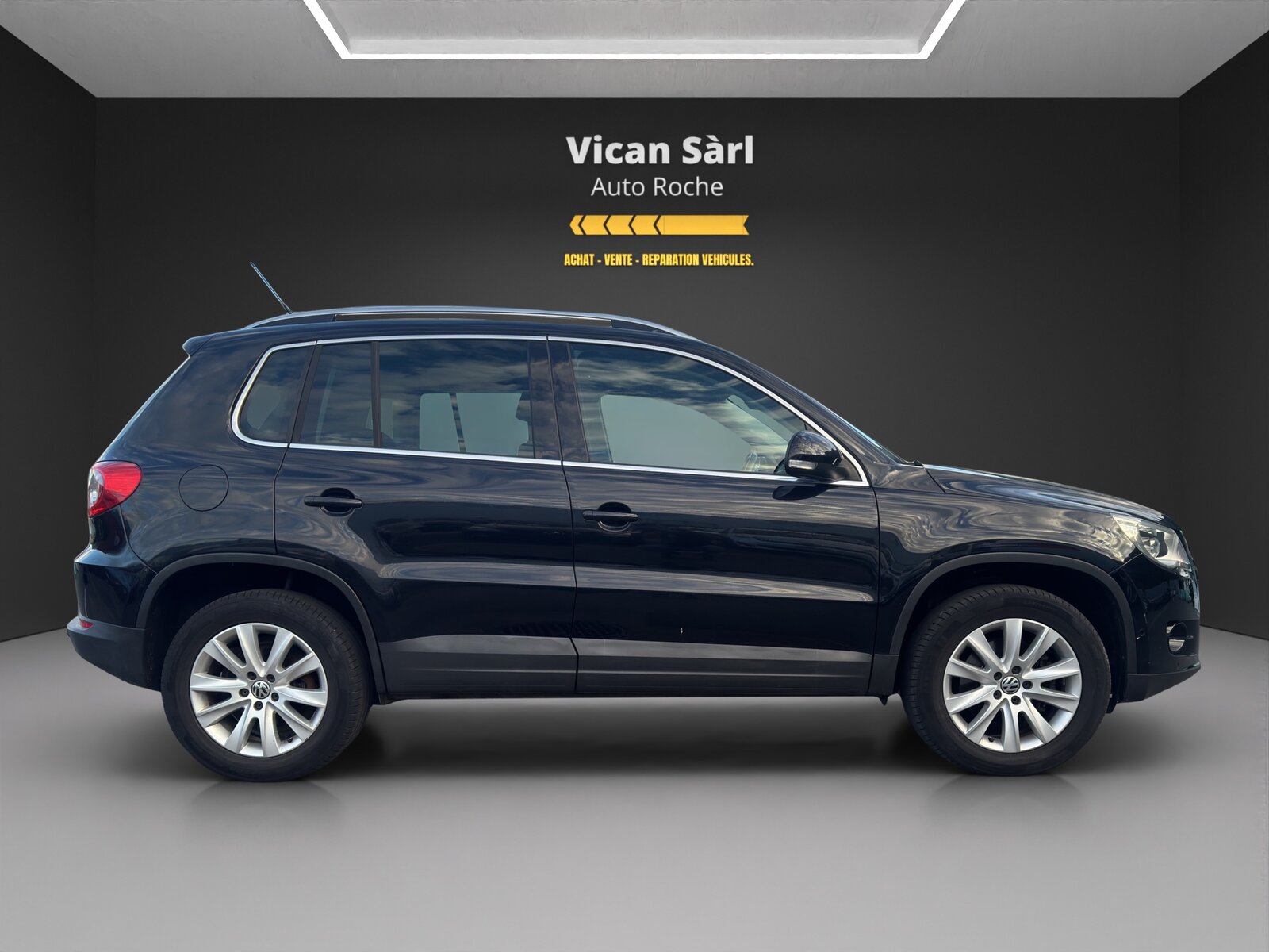 VW Tiguan 2.0 TSI SportStyle Tiptronic, Essence, Occasion / Utilisé, Automatique - 4