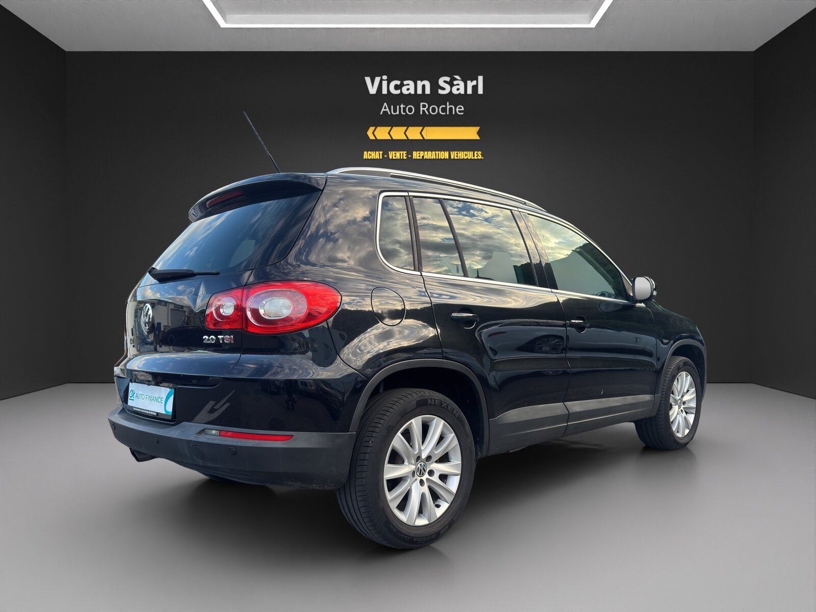 VW Tiguan 2.0 TSI SportStyle Tiptronic, Essence, Occasion / Utilisé, Automatique - 7