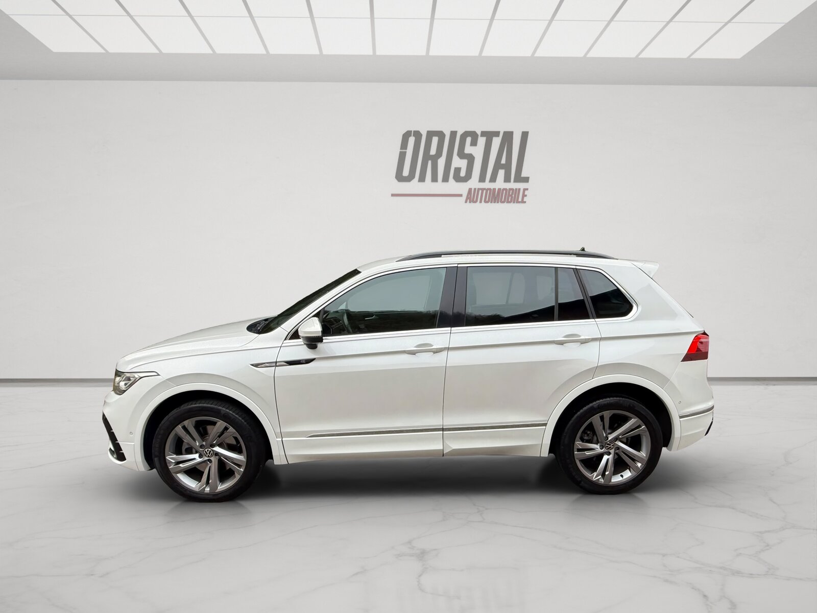 VW Tiguan 2.0 TDI SCR R-Line 4Motion DSG, Diesel, Occasioni / Usate, Automatico - 2