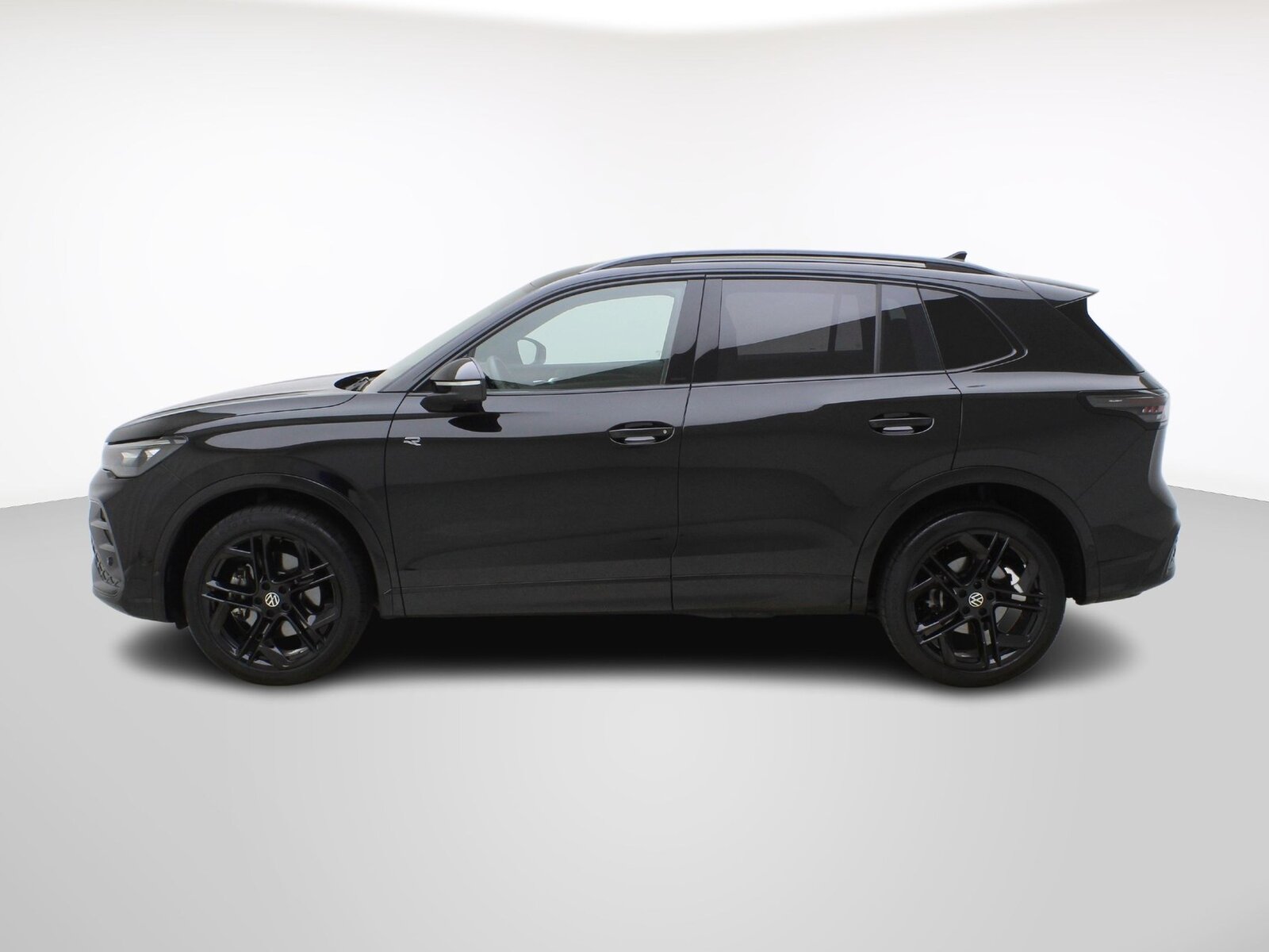 VW Tiguan 2.0 TSI DSG R-Line Black Style 4Motion **VW Werksg, Petrol, Second hand / Used, Automatic - 3