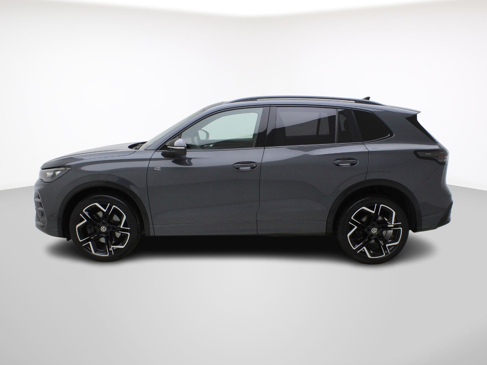 VW Tiguan 2.0 TSI DSG R-Line Black Style 4Motion **VW Werksg, Essence, Occasion / Utilisé, Automatique - 3