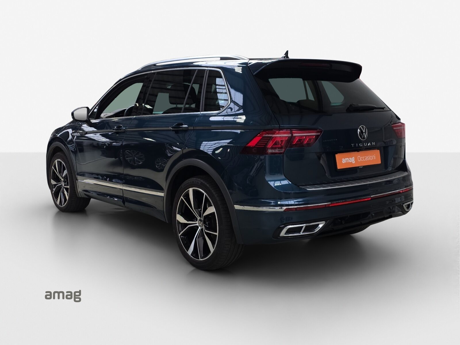 VW Tiguan R-Line, Benzin, Occasion / Gebraucht, Automatik - 3