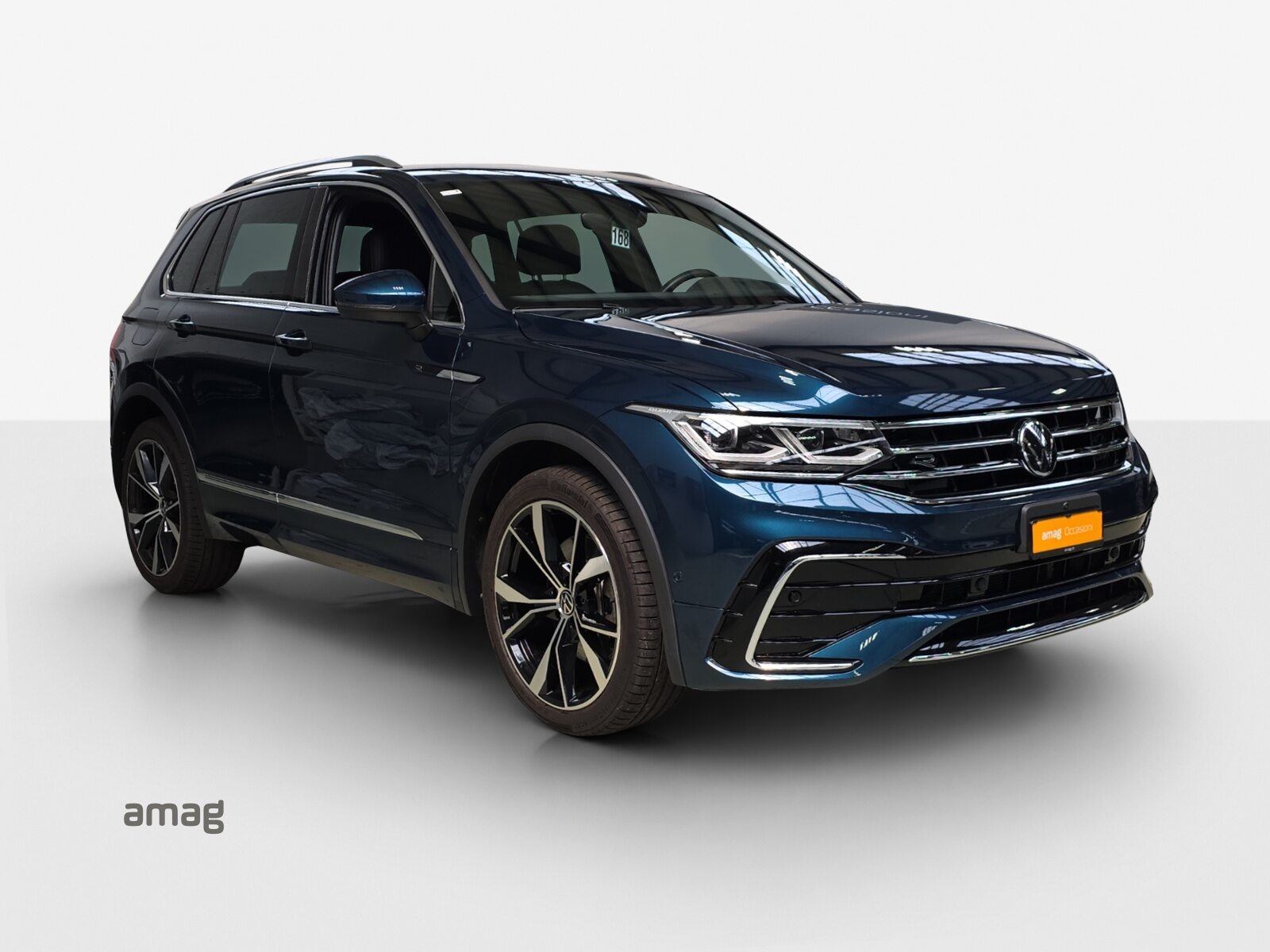 VW Tiguan R-Line, Benzin, Occasion / Gebraucht, Automatik - 6