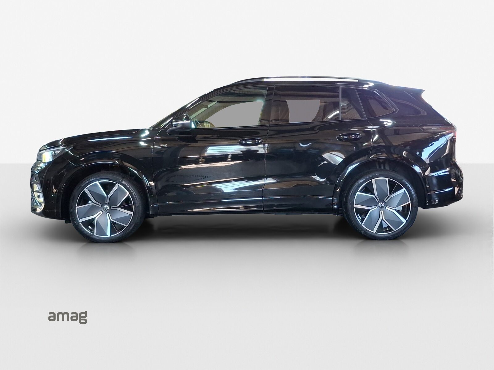 VW Tiguan R-Line, Essence, Occasion / Utilisé, Automatique - 2