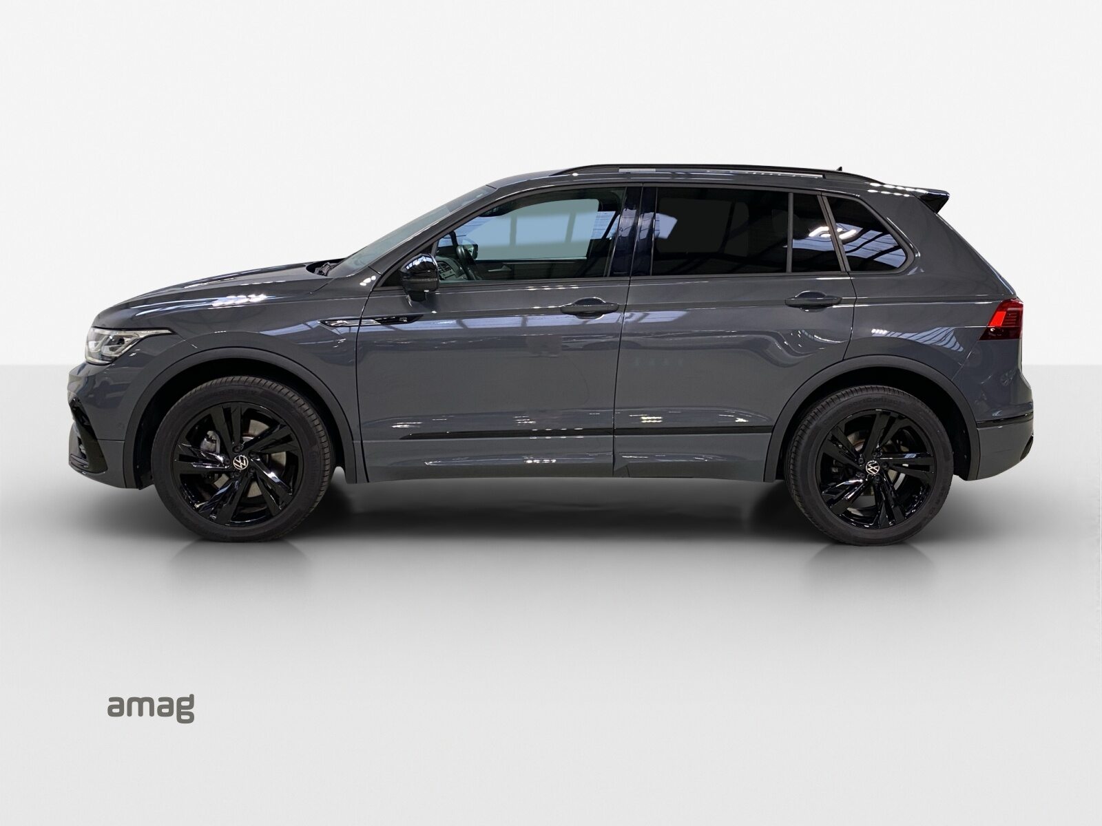 VW Tiguan R-Line SELECTION, Diesel, Occasion / Utilisé, Automatique - 2