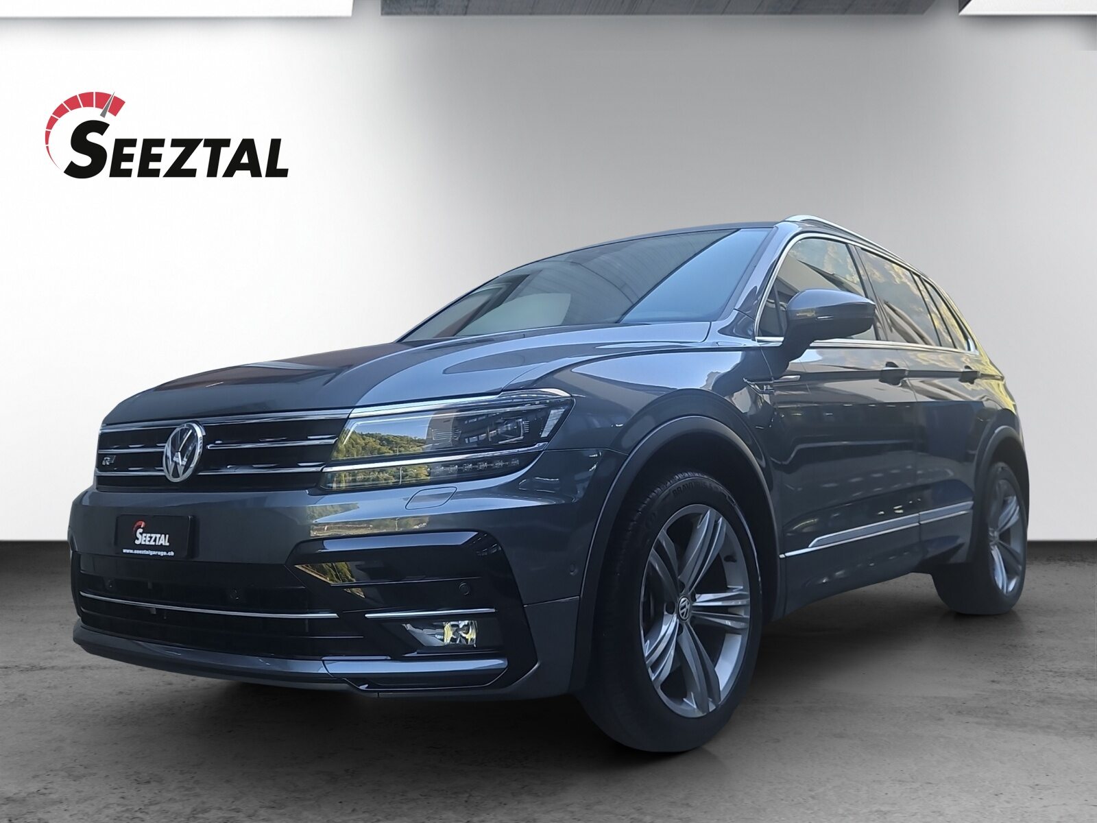 VW Tiguan Highline, Essence, Occasion / Utilisé, Automatique - 2