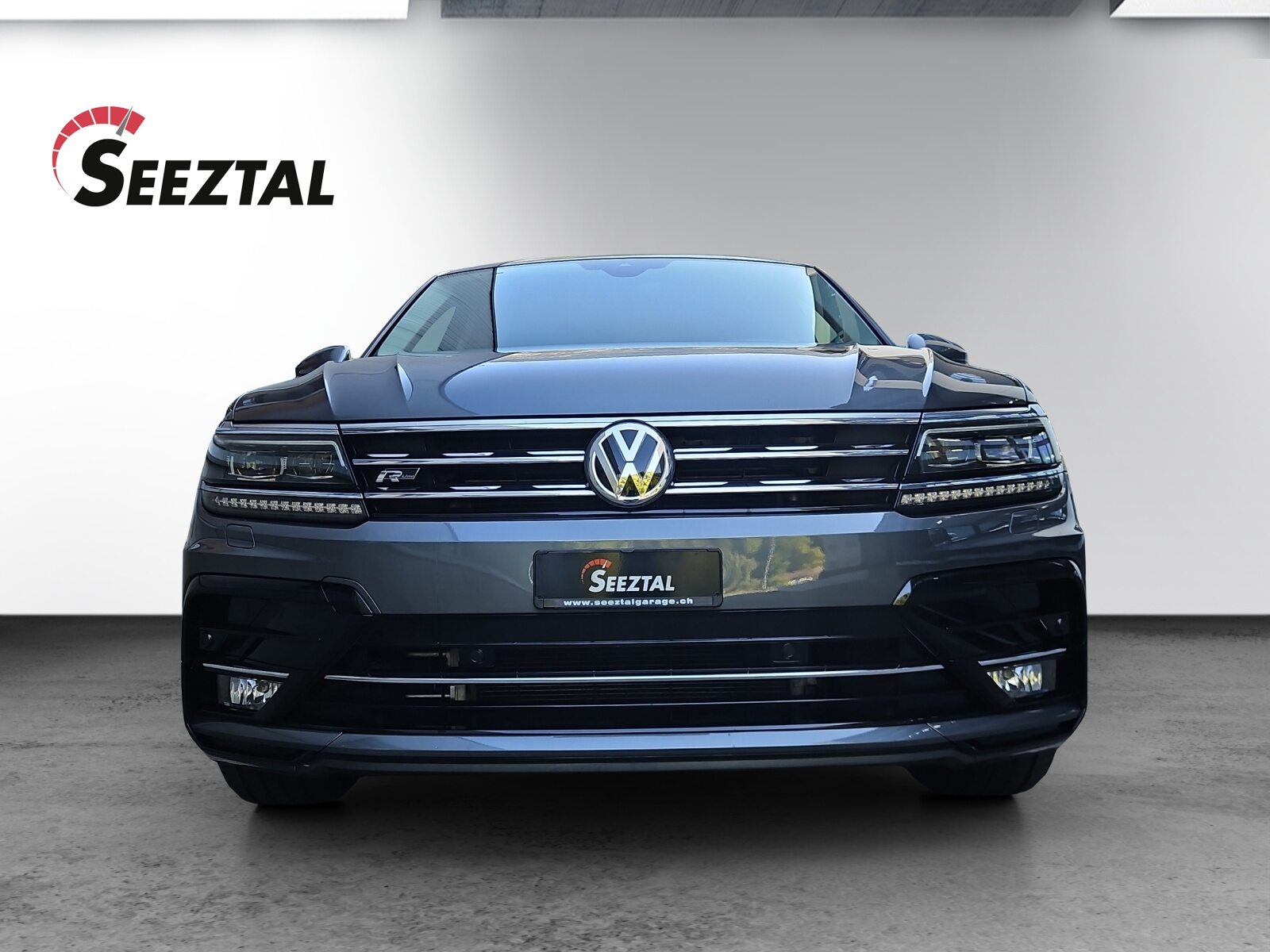 VW Tiguan Highline, Essence, Occasion / Utilisé, Automatique - 3