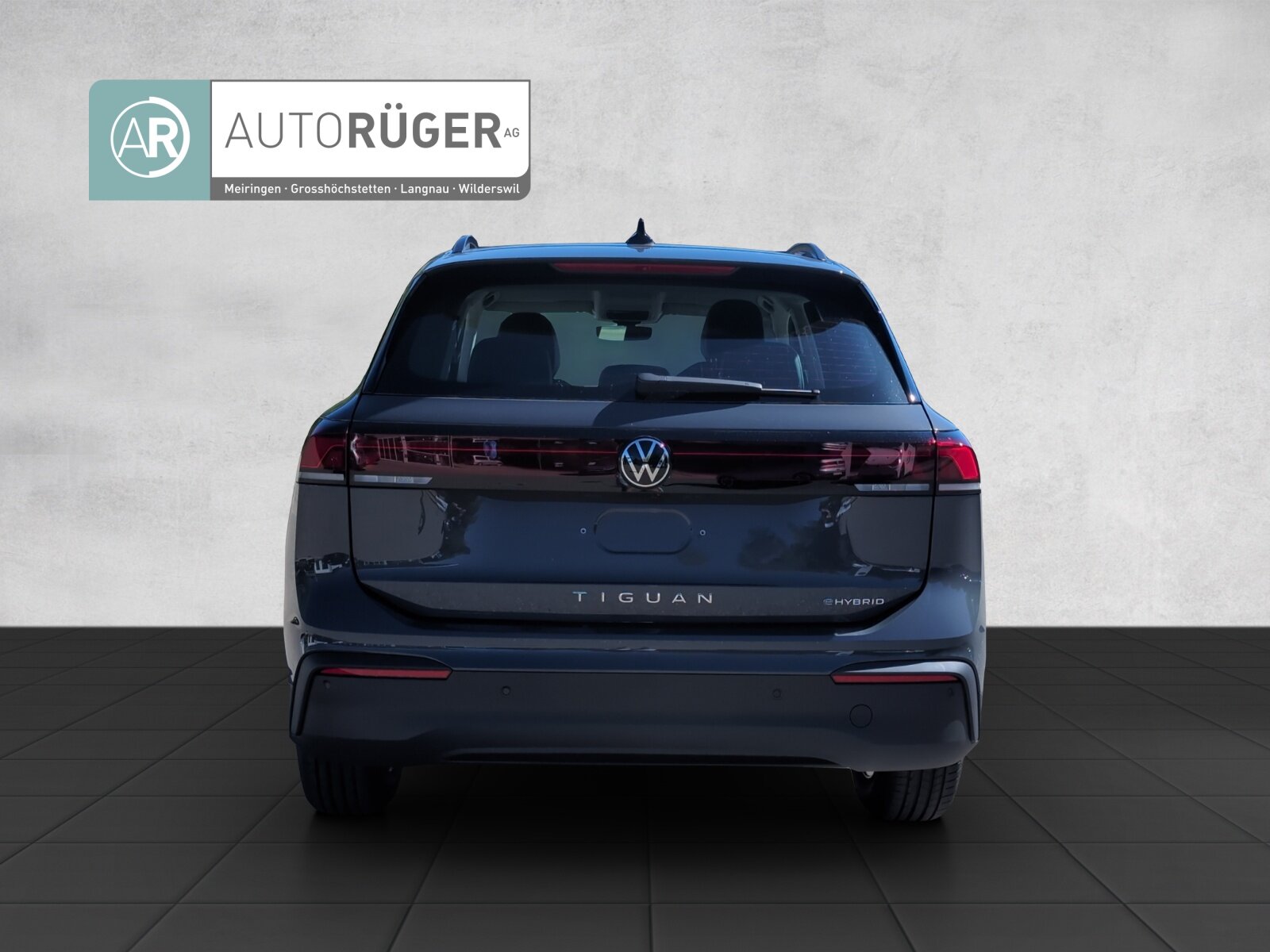 VW Tiguan Life, Hybride Rechargeable Essence/Électricité, Occasion / Utilisé, Automatique - 5