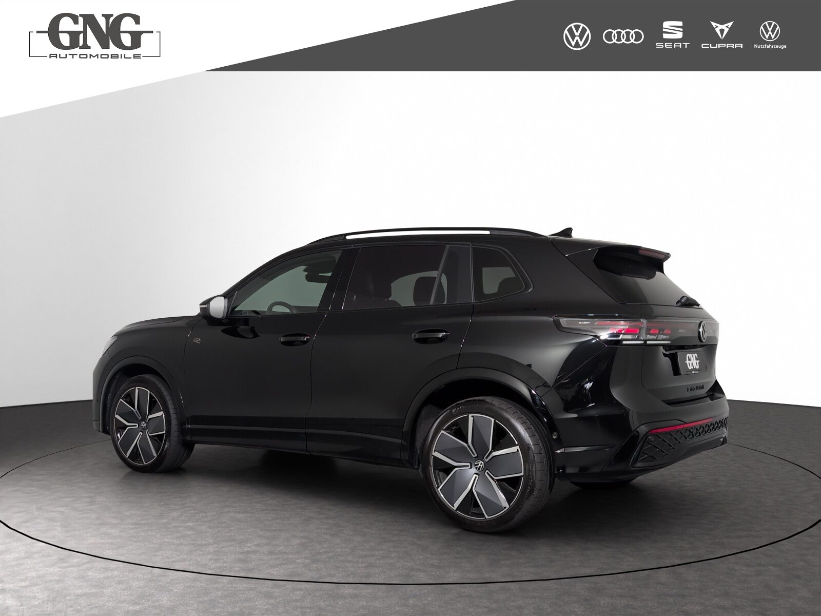 VW Tiguan R-Line UNITED, Essence, Occasion / Utilisé, Automatique - 2