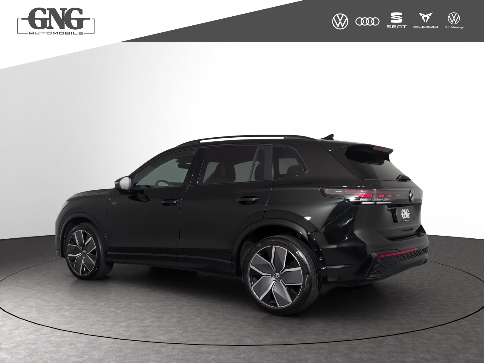 VW Tiguan R-Line UNITED, Essence, Occasion / Utilisé, Automatique - 2