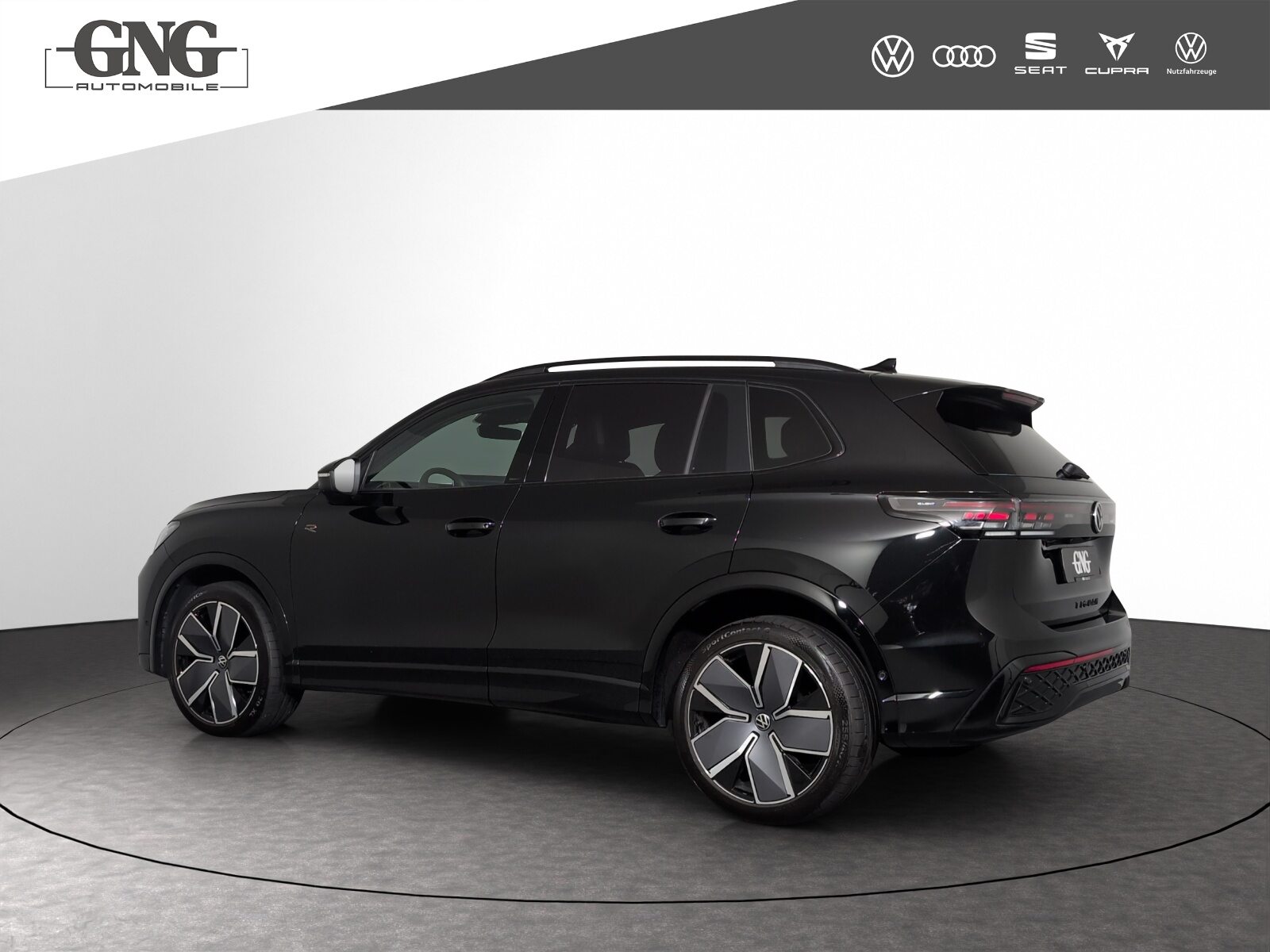 VW Tiguan R-Line UNITED, Essence, Occasion / Utilisé, Automatique - 2