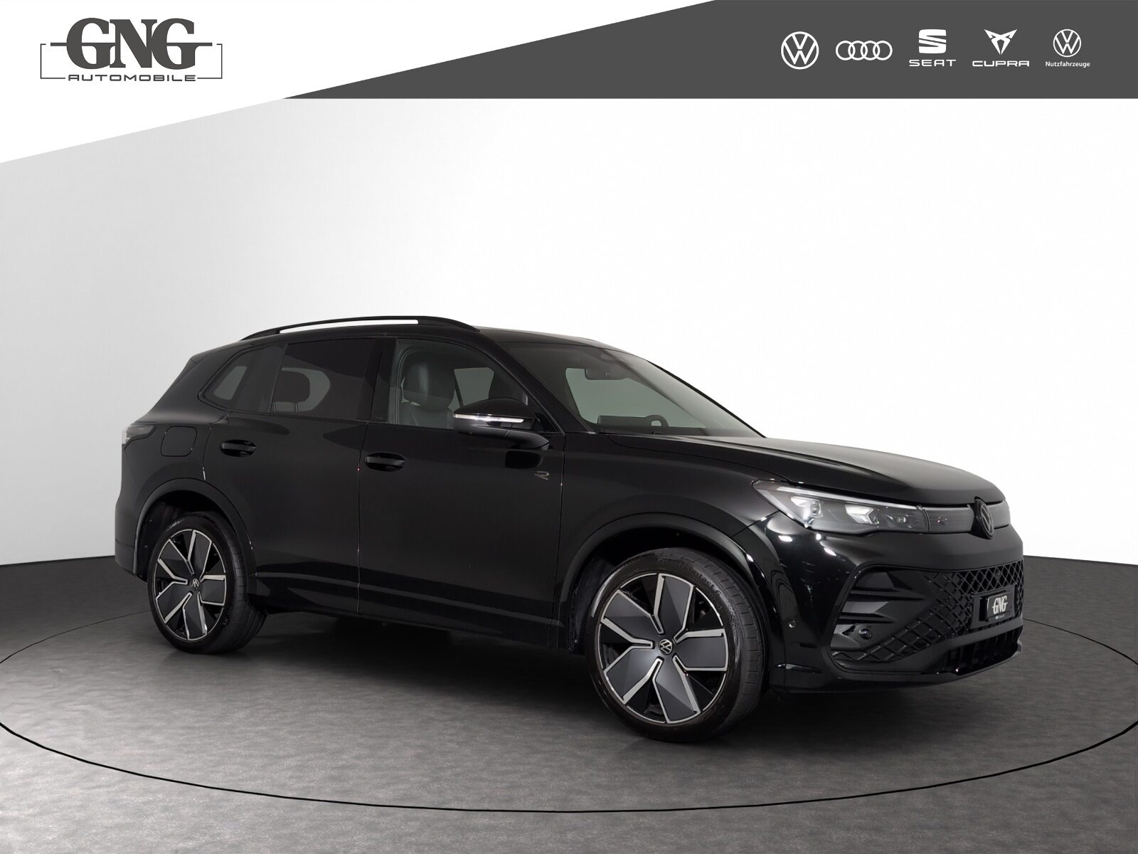VW Tiguan R-Line UNITED, Essence, Occasion / Utilisé, Automatique - 4